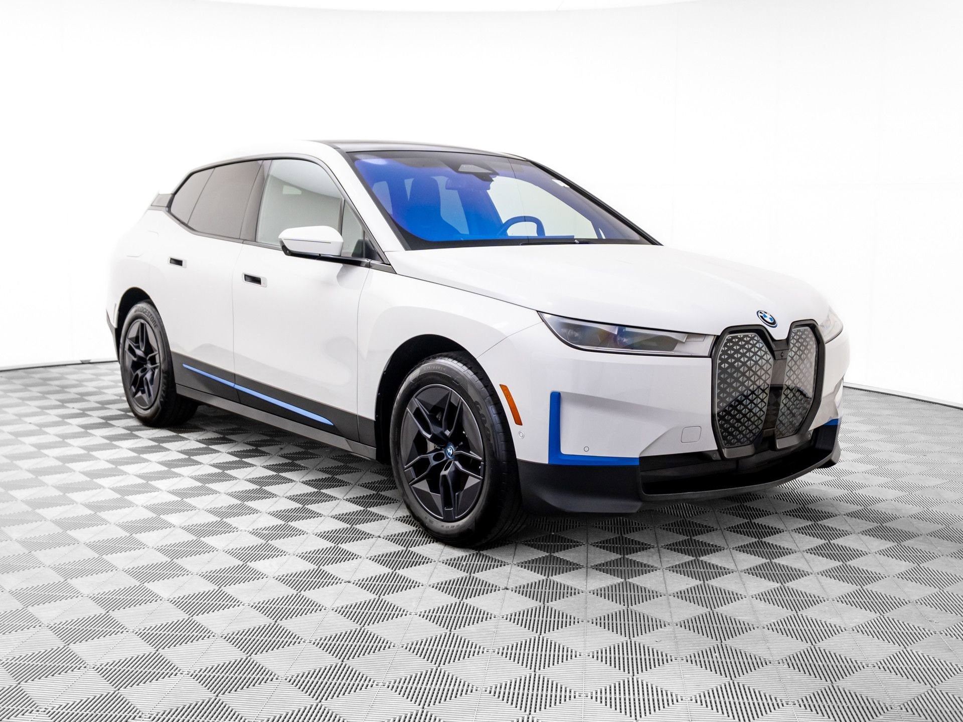 2024 BMW iX Base - Photo 8