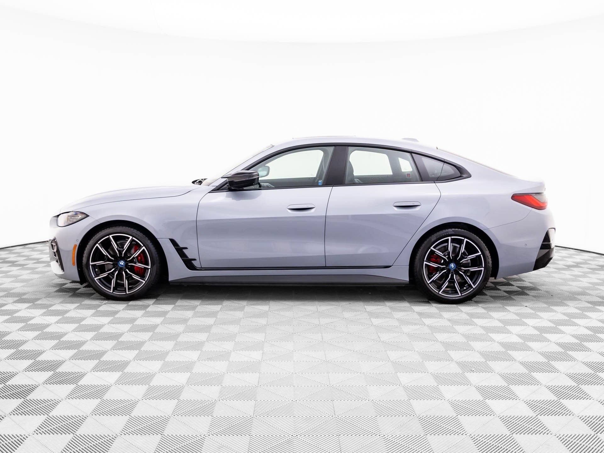 Used 2023 BMW i4 M50 with VIN WBY33AW08PFP86489 for sale in Barrington, IL