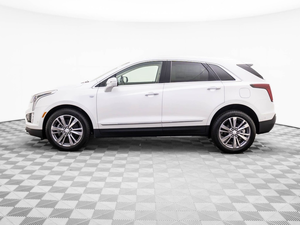 New 2026 CADILLAC XT5 Premium Luxury SUV