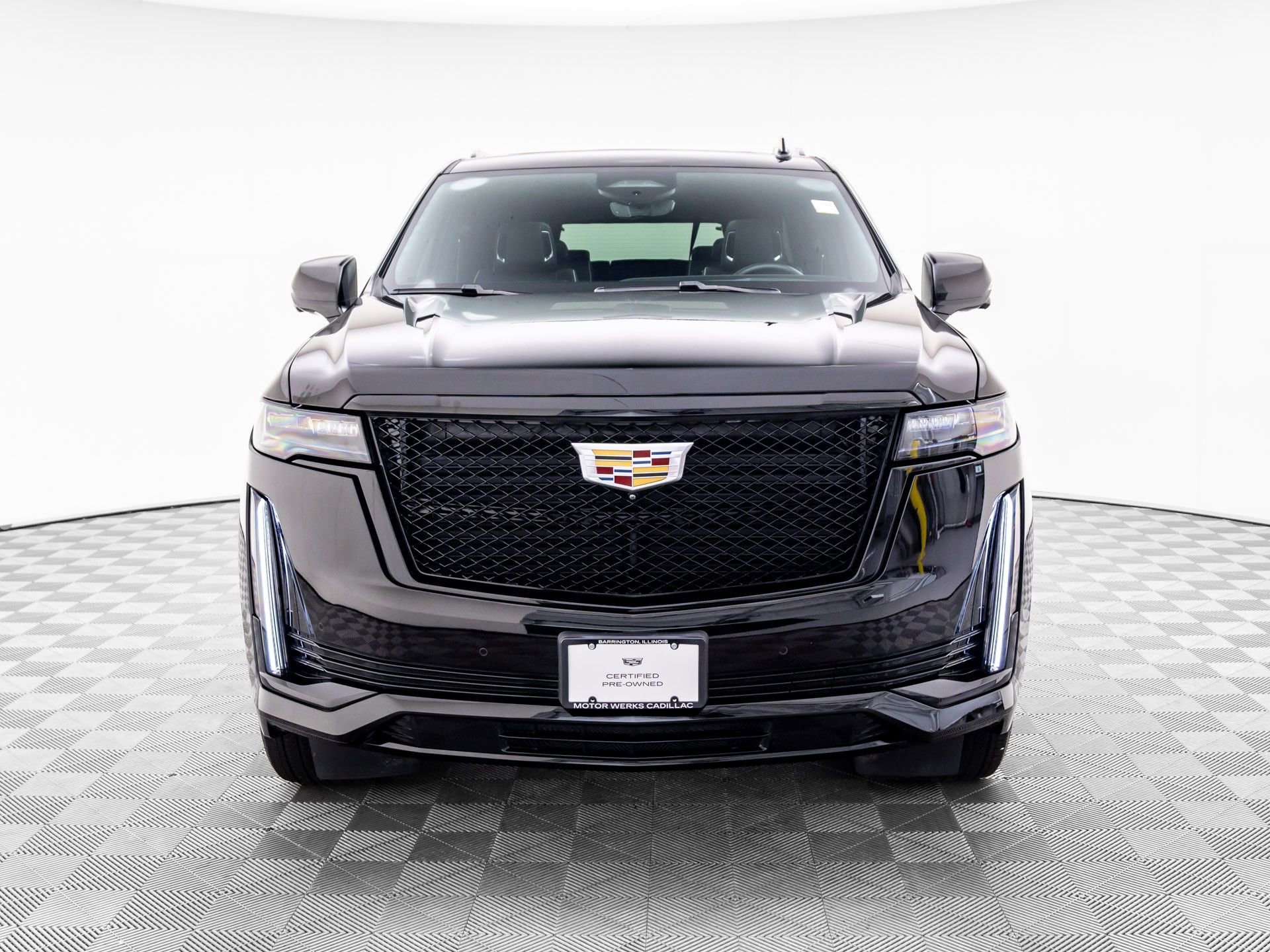 Used 2023 Cadillac Escalade ESV Sport with VIN 1GYS4NKL7PR266777 for sale in Barrington, IL