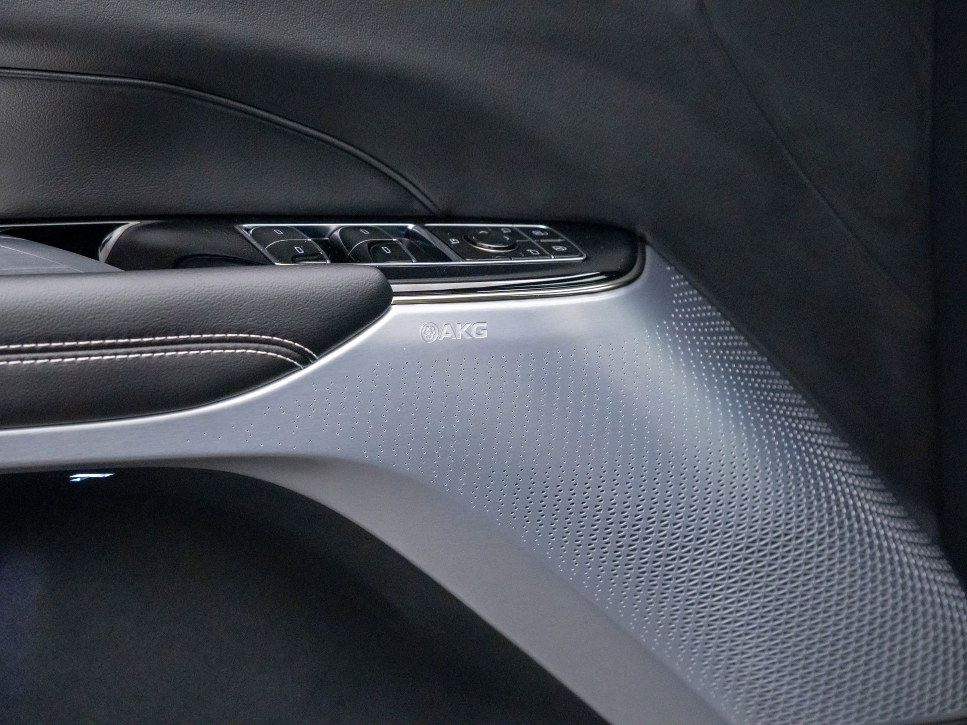 2026 Cadillac LYRIQ V - Photo 14