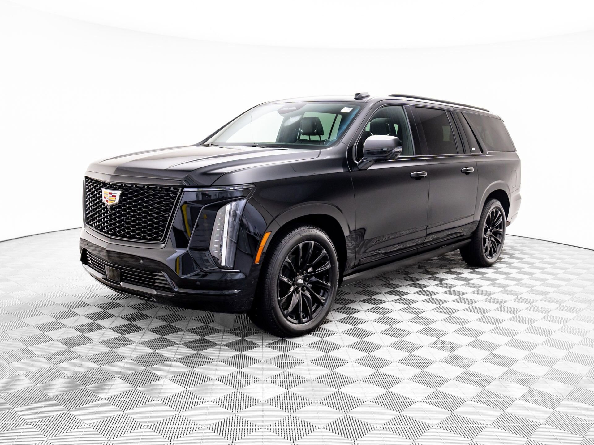2025 Cadillac Escalade ESV Sport photo 3