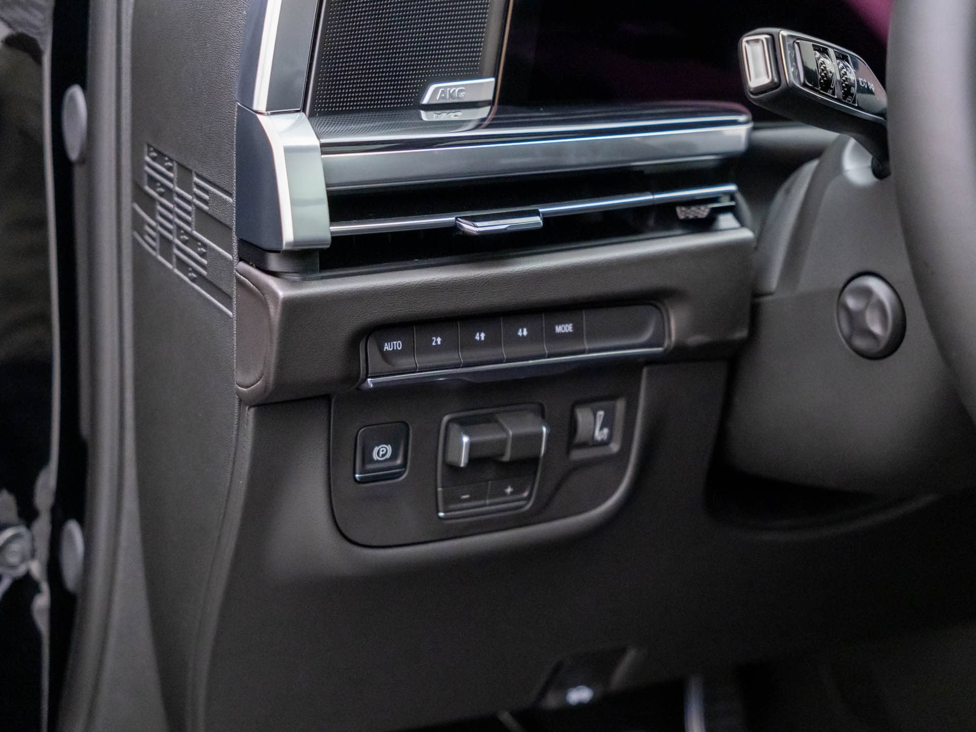 2026 Cadillac Escalade ESV Sport - Photo 21