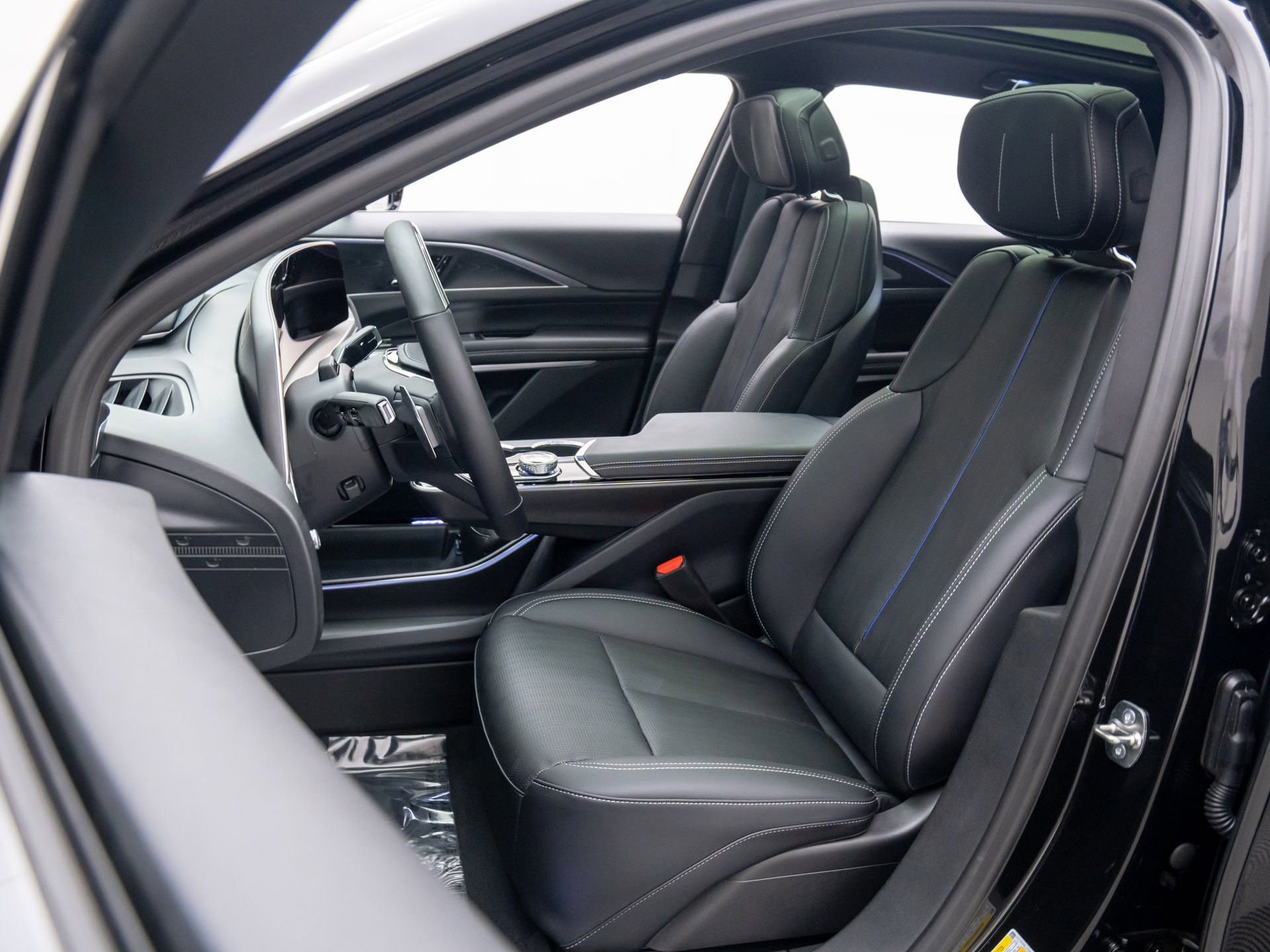 2026 Cadillac LYRIQ V - Photo 16