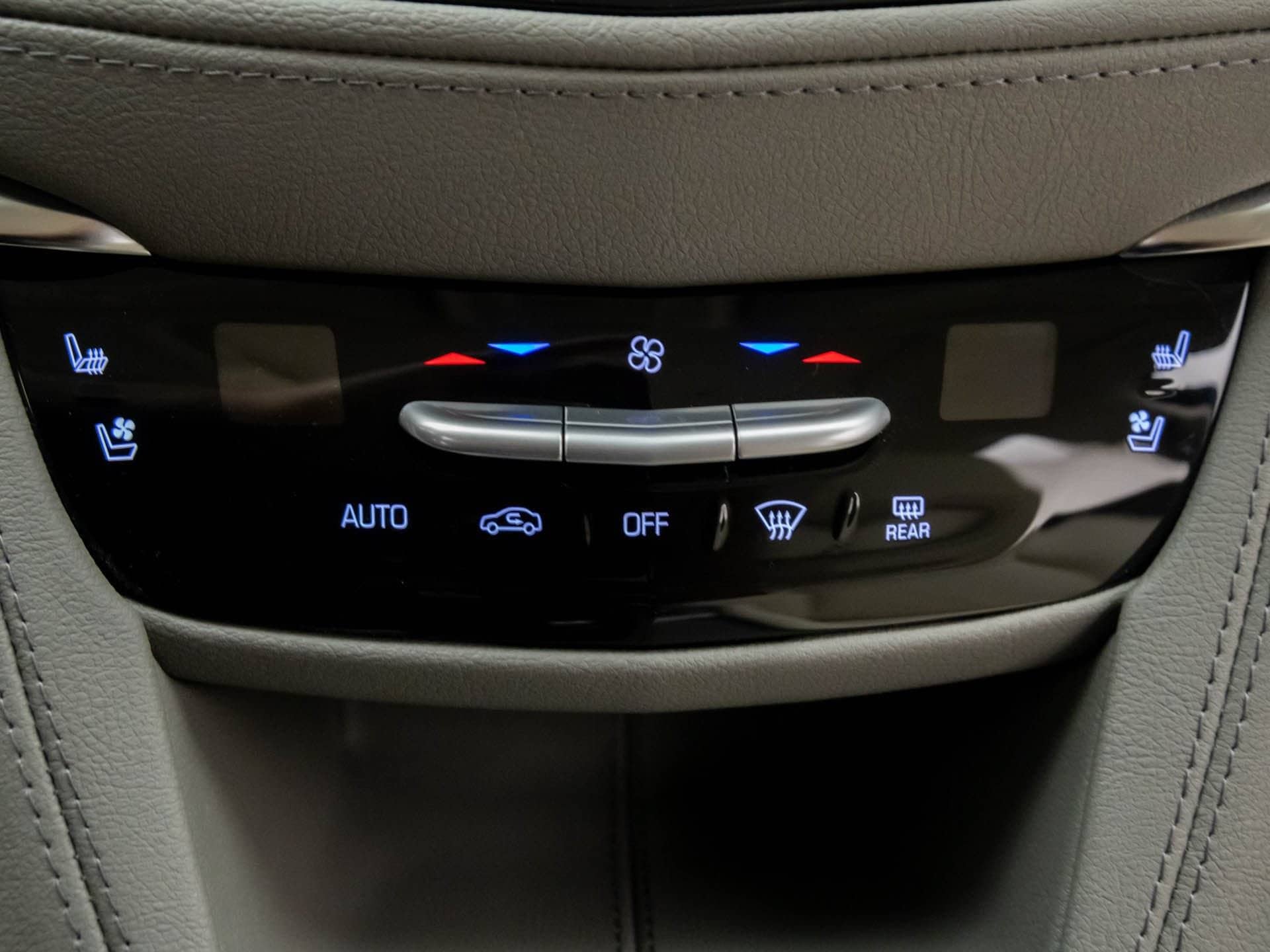 2026 Cadillac XT5 Premium Luxury - Photo 25