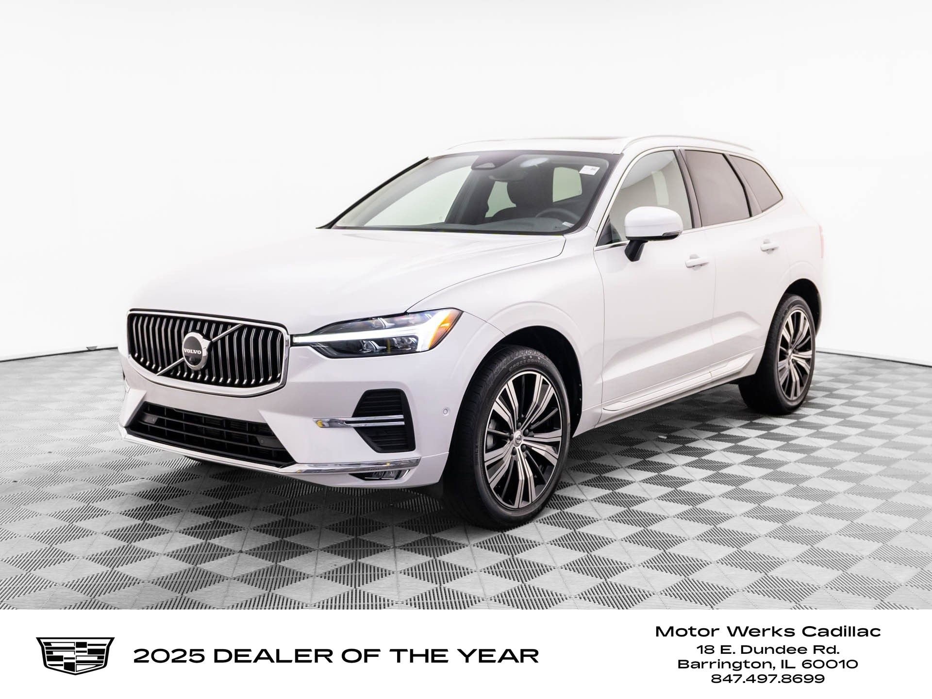 2023 Volvo XC60 B5 Plus Bright Theme AWD's photo