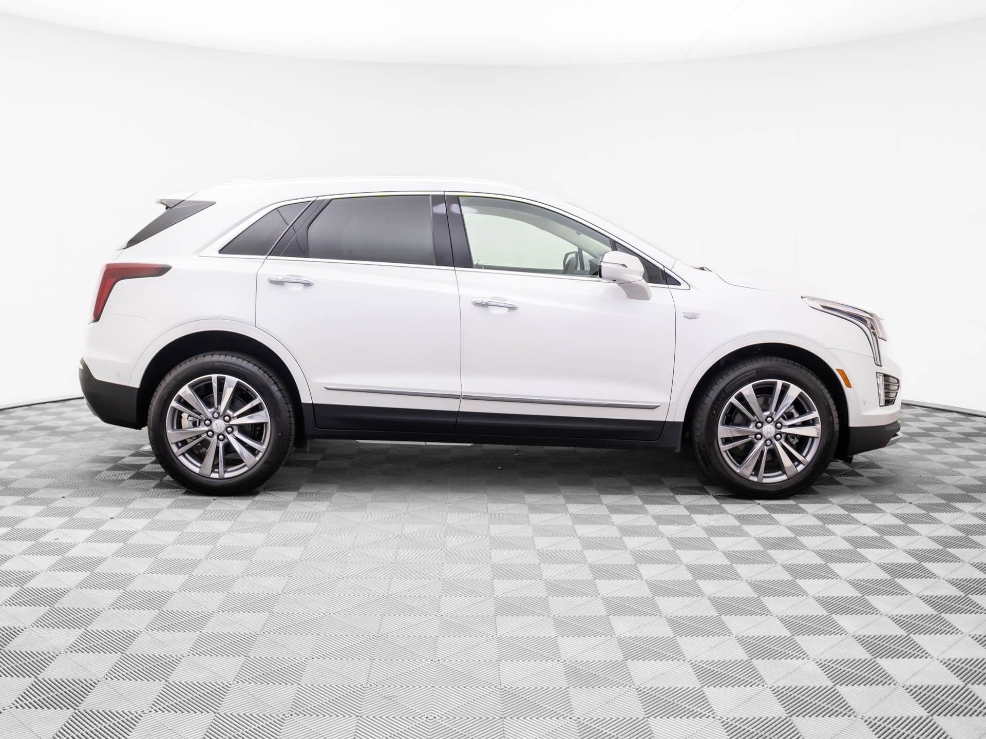 2026 Cadillac XT5 Premium Luxury - Photo 6