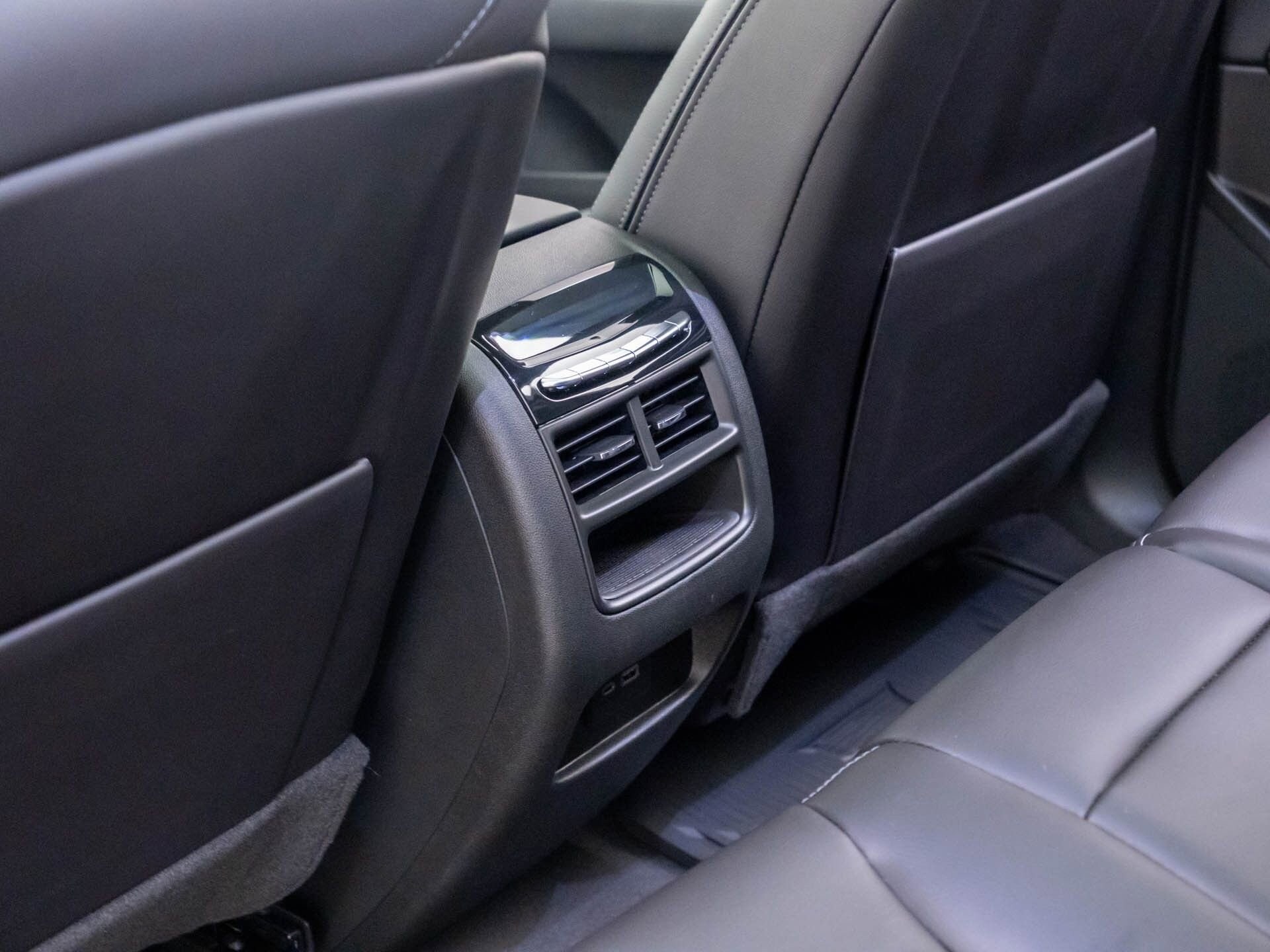 2026 Cadillac XT5 Sport - Photo 19