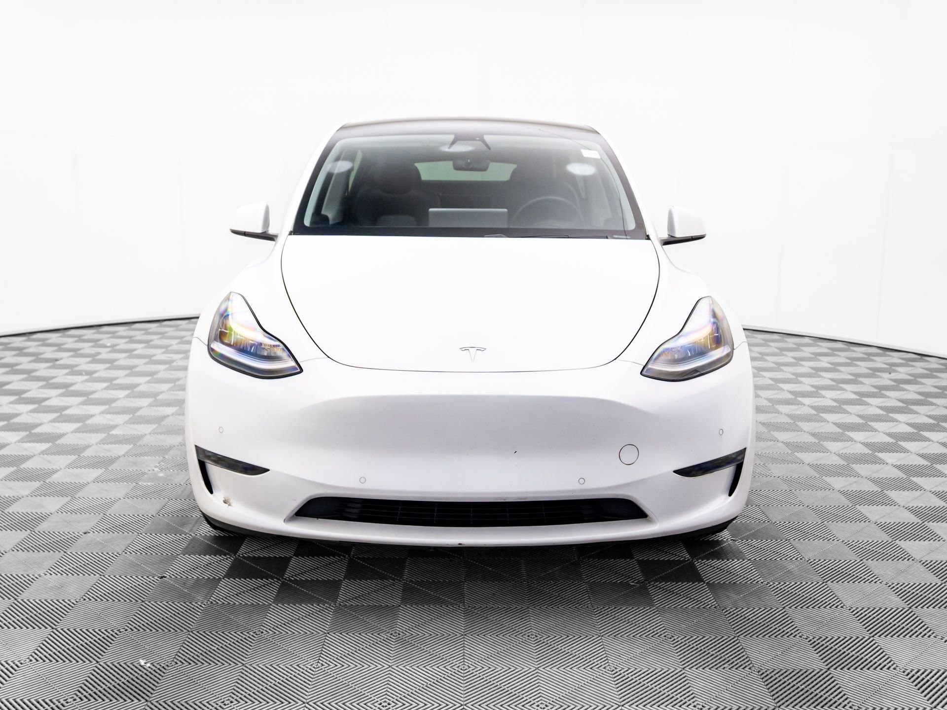 Used 2021 Tesla Model Y Long Range with VIN 5YJYGDEE6MF074704 for sale in Barrington, IL