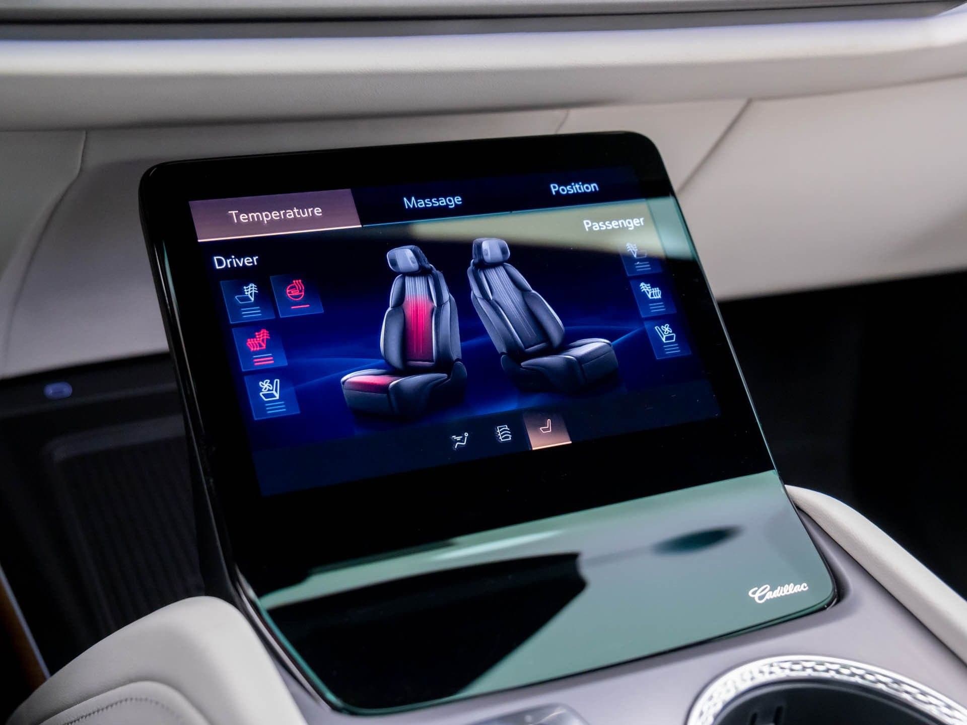 2026 Cadillac VISTIQ Luxury - Photo 30