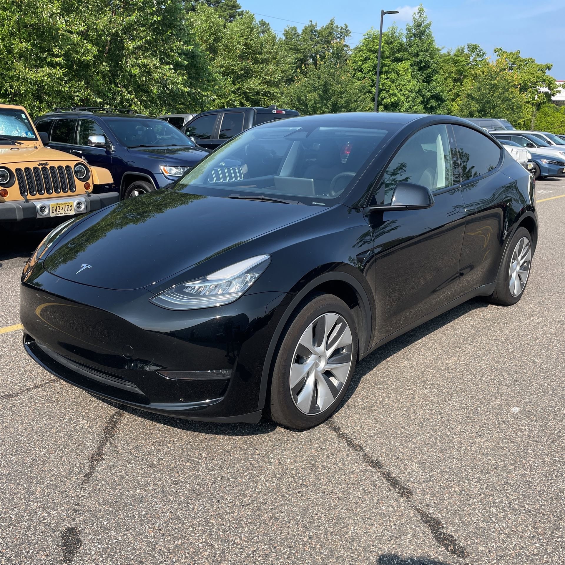 Used 2023 Tesla Model Y Long Range with VIN 7SAYGDEE9PA143132 for sale in Barrington, IL