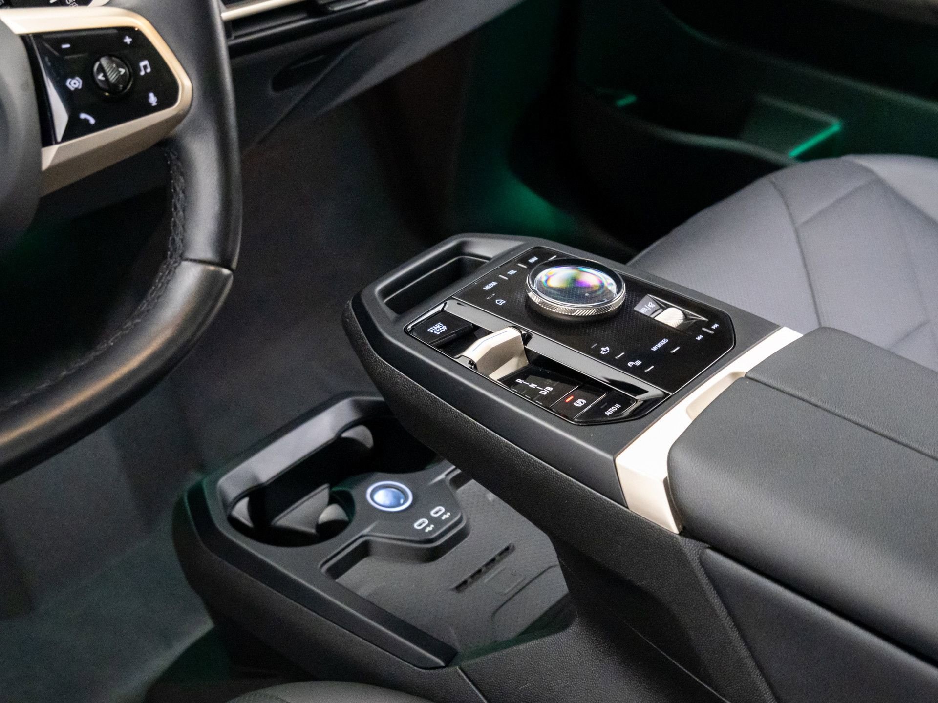 2024 BMW iX Base - Photo 12