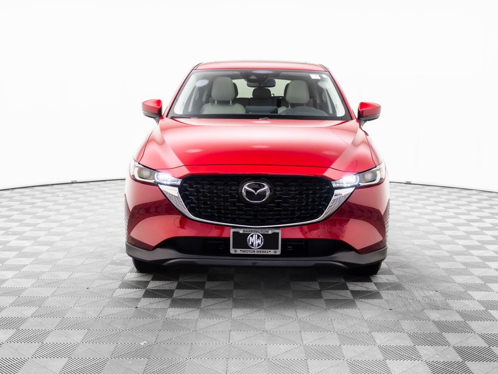 2023 Mazda CX-5 2.5 S Preferred photo 2