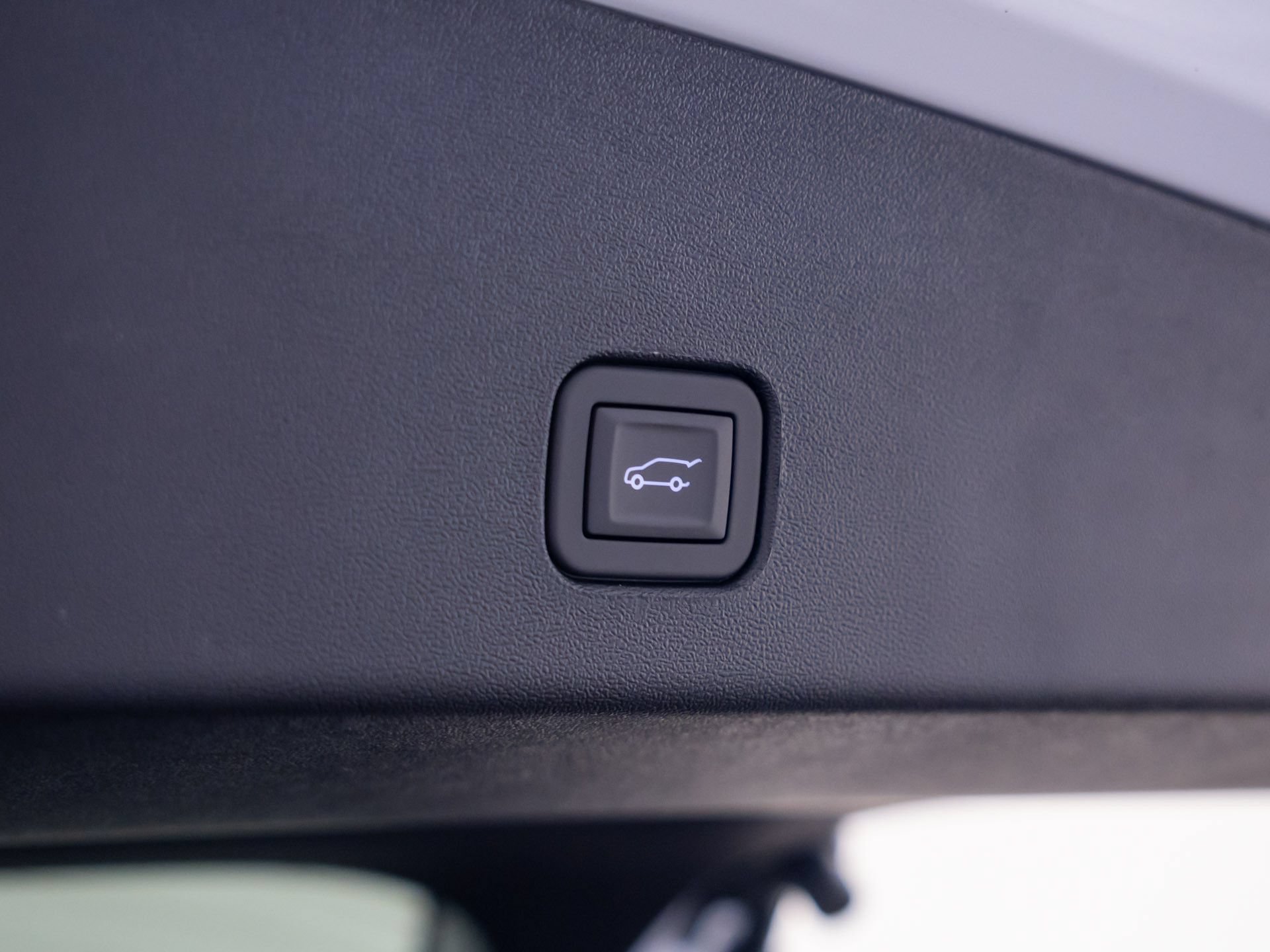 2027 Cadillac OPTIQ Sport - Photo 32