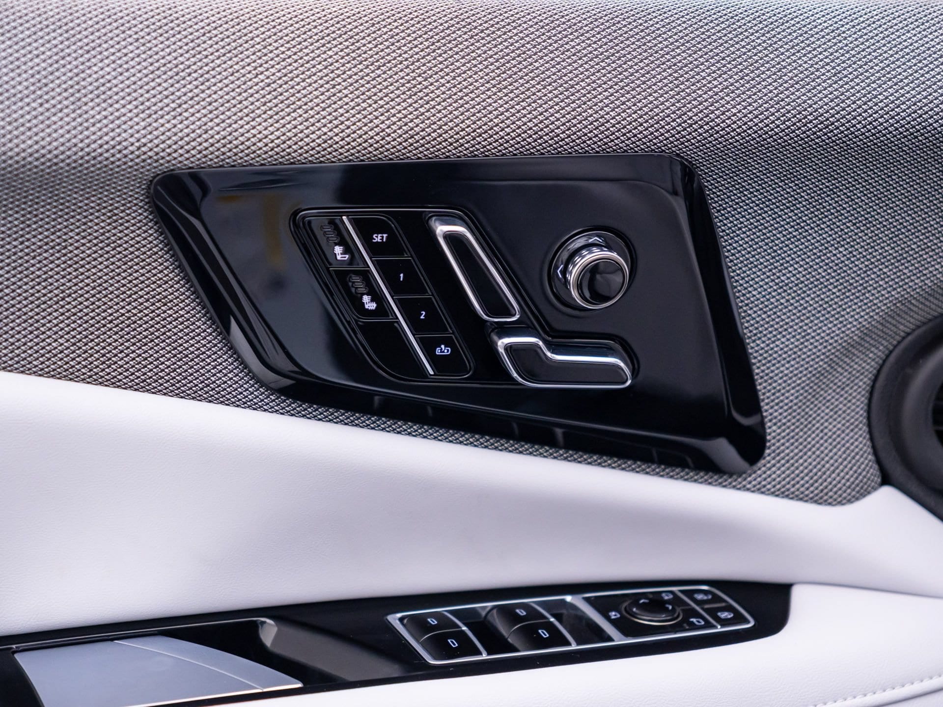 2027 Cadillac OPTIQ Sport - Photo 13