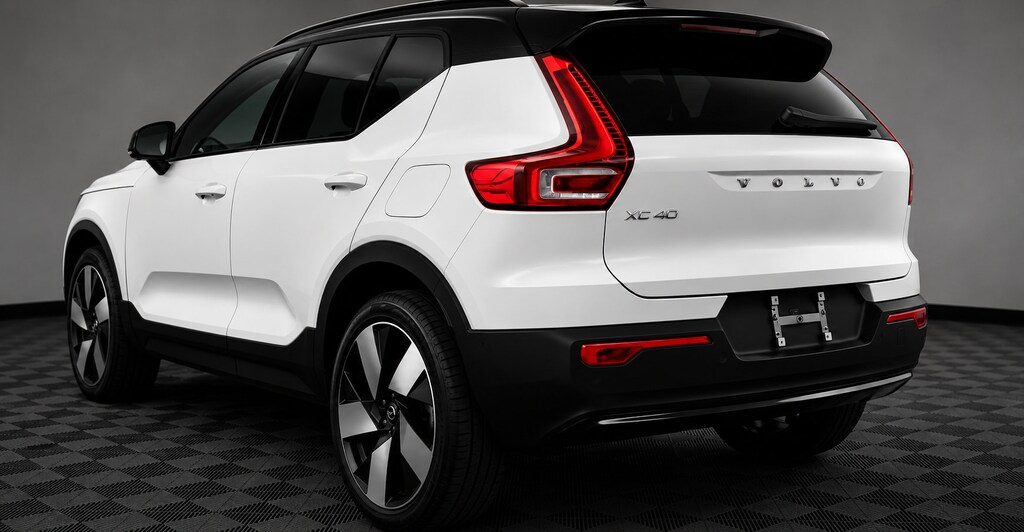 Used 2023 Volvo XC40 Recharge Pure Electr Ultimate