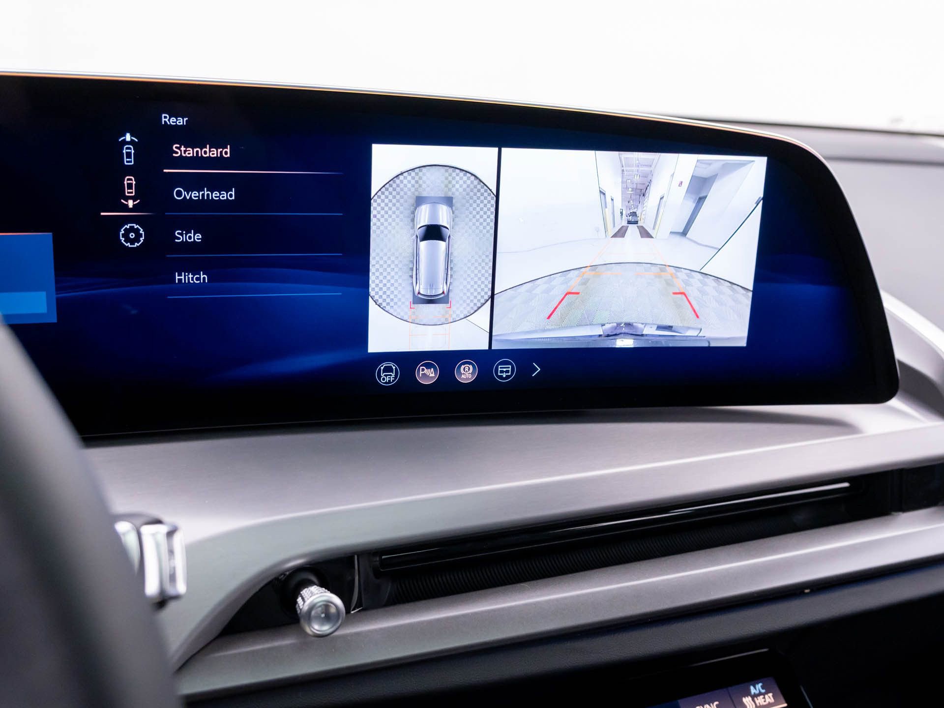 2026 Cadillac VISTIQ Sport - Photo 28