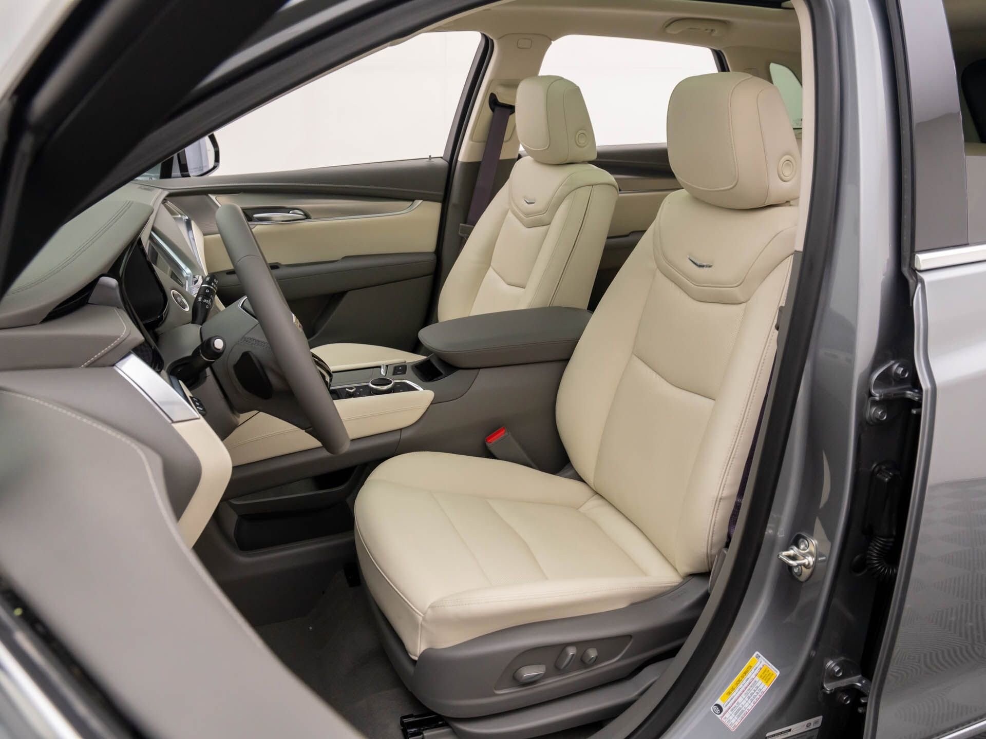 2026 Cadillac XT5 Premium Luxury - Photo 9