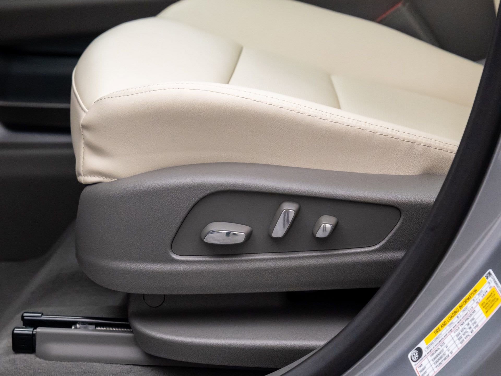 2026 Cadillac XT5 Premium Luxury - Photo 16