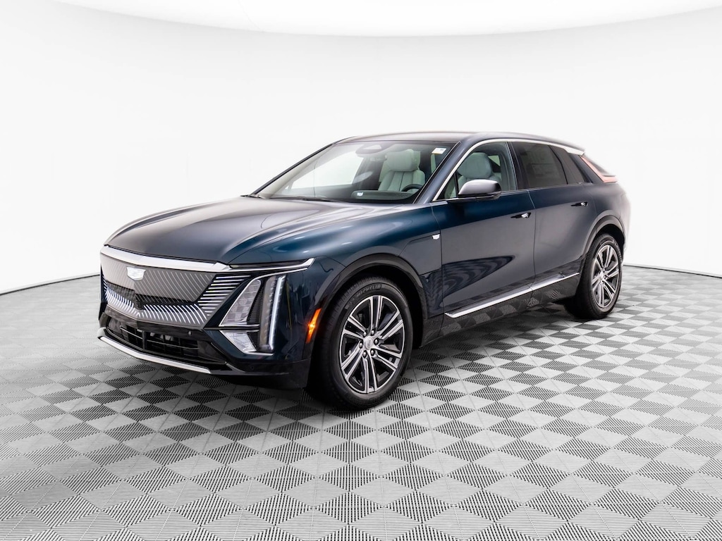 New 2026 CADILLAC LYRIQ Luxury SUV