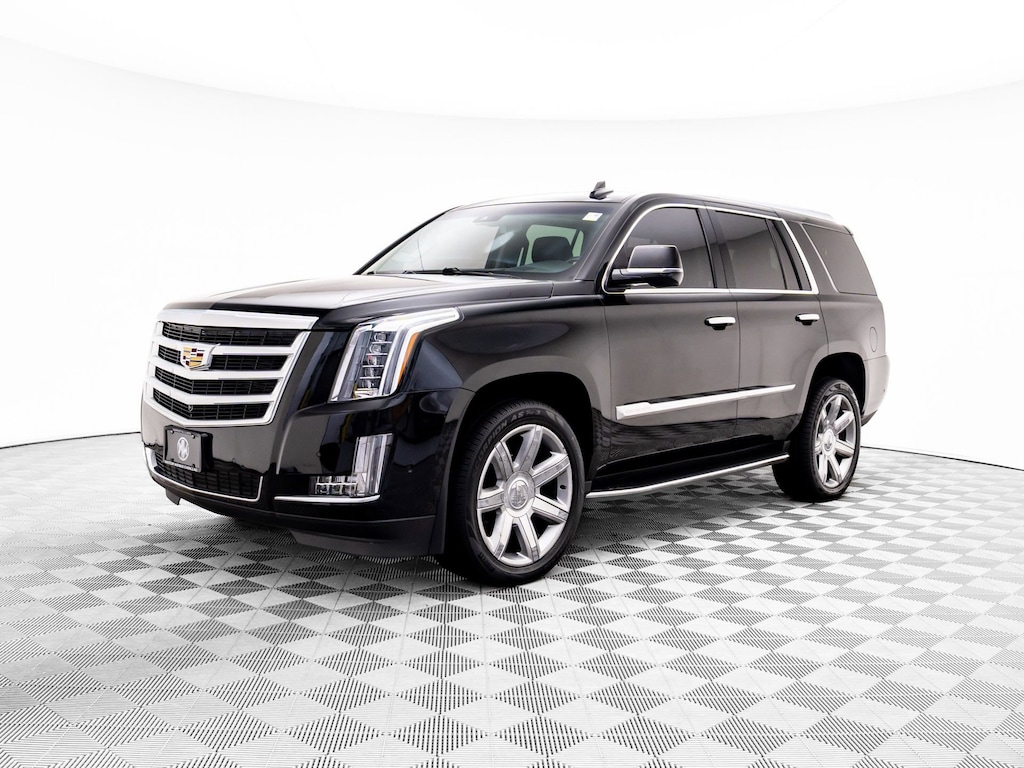 Used 2018 CADILLAC Escalade Luxury SUV