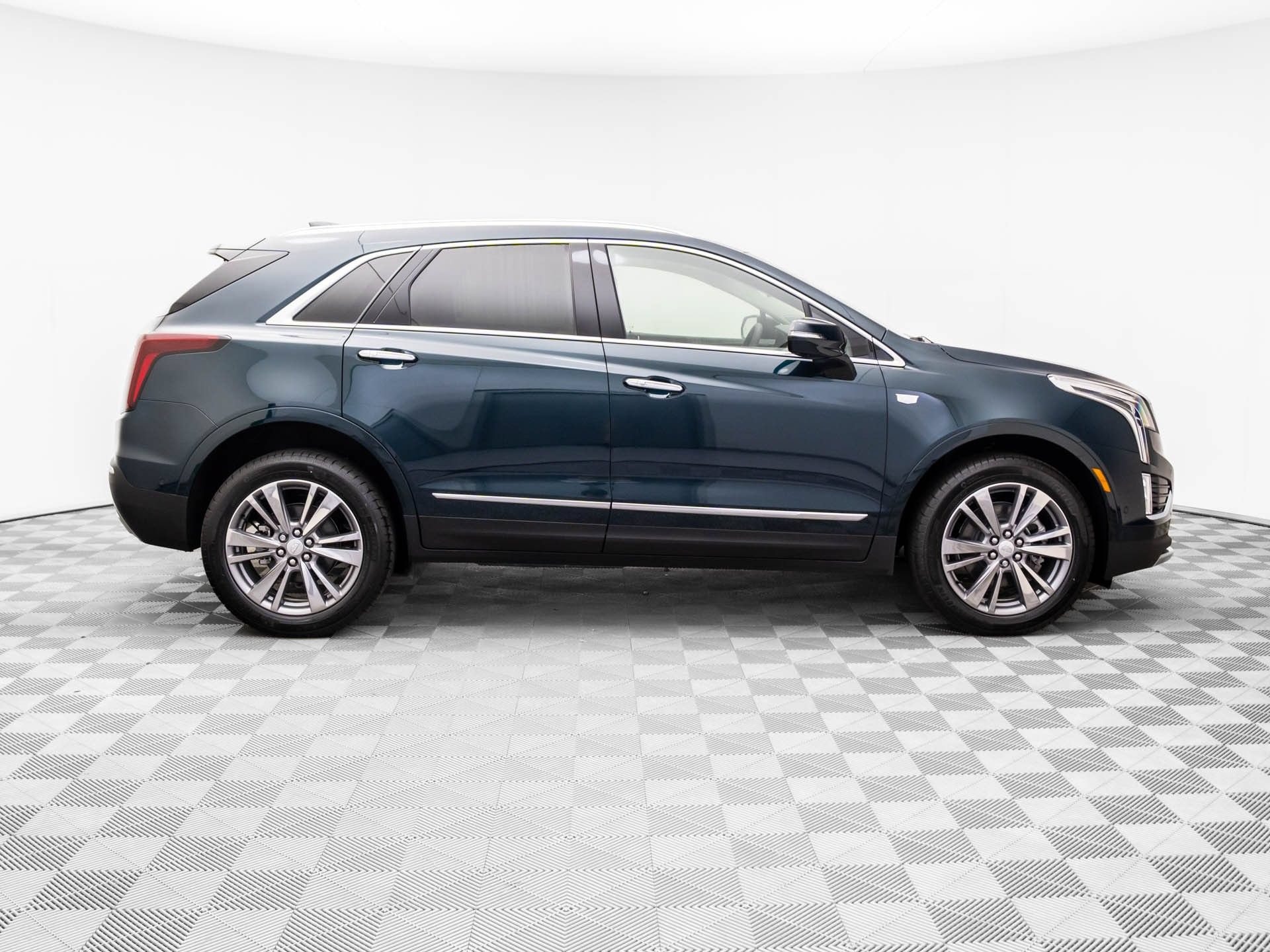 2026 Cadillac XT5 Premium Luxury - Photo 6
