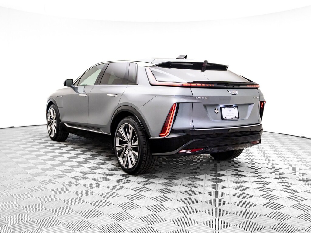 Certified 2024 CADILLAC LYRIQ Luxury 3 SUV