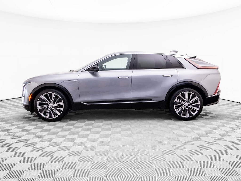 Used 2025 CADILLAC LYRIQ Luxury 3 SUV
