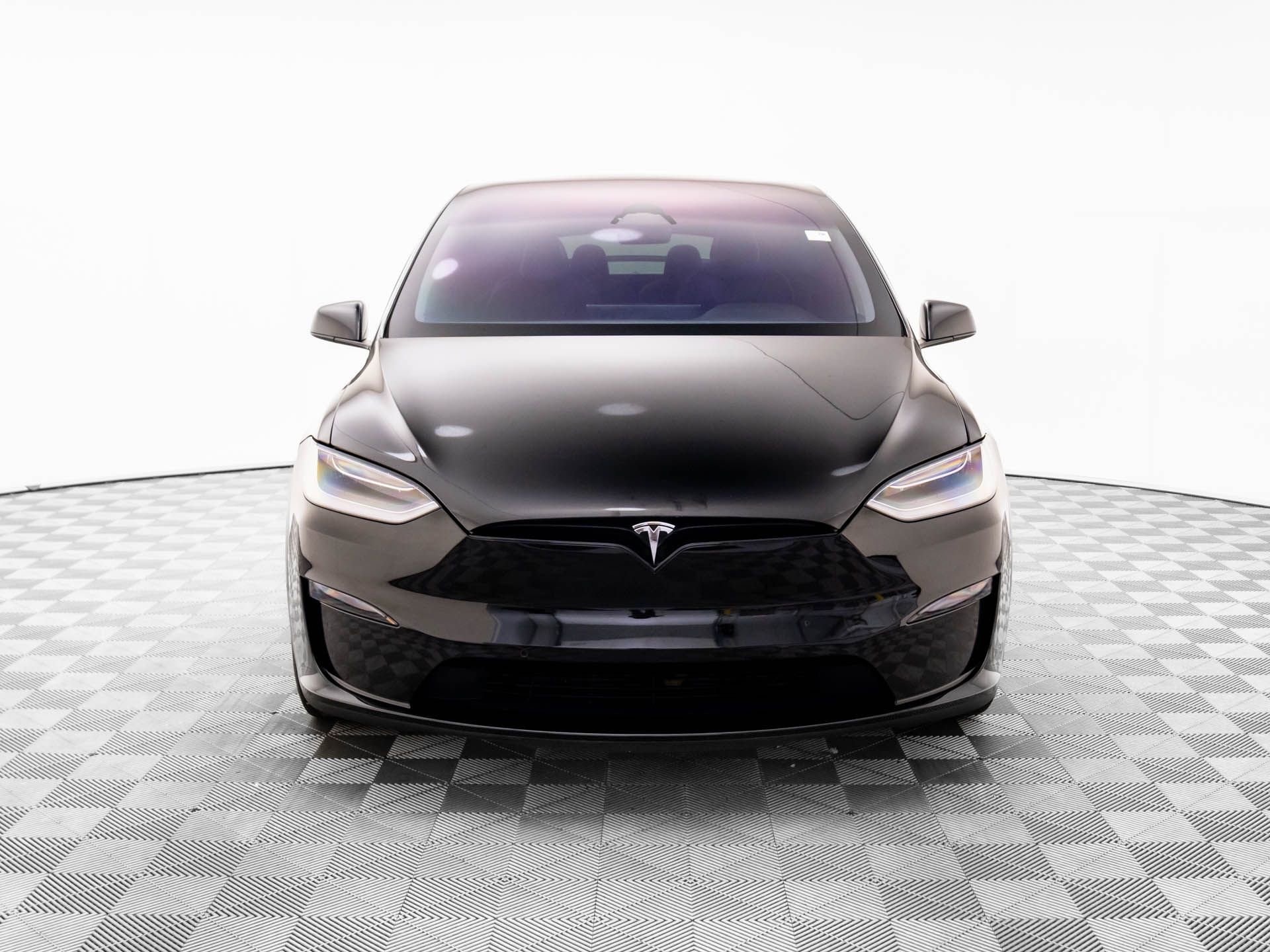 Used 2022 Tesla Model X Plaid with VIN 7SAXCBE61NF358332 for sale in Barrington, IL