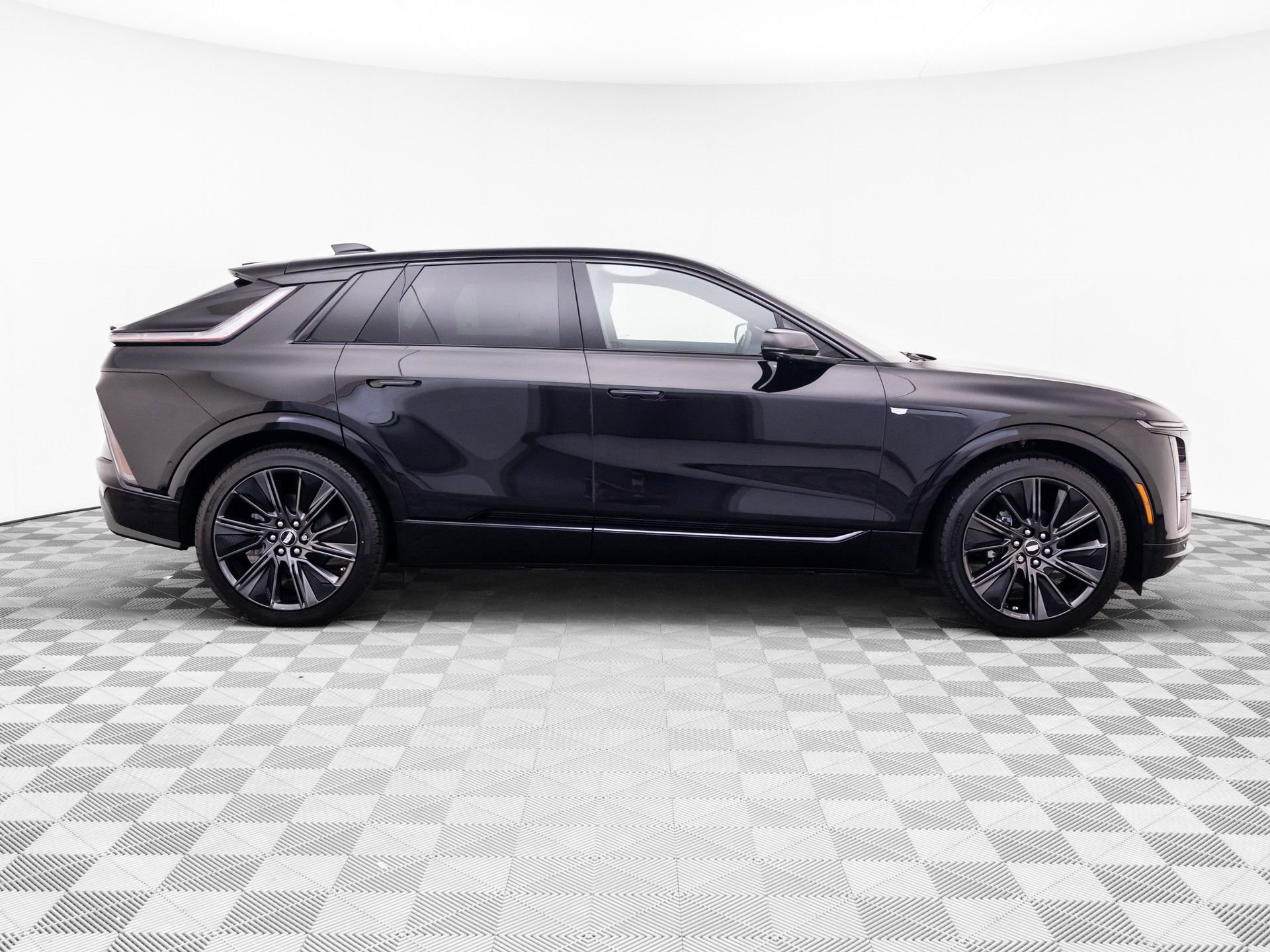 2026 Cadillac LYRIQ Signature Sport - Photo 6