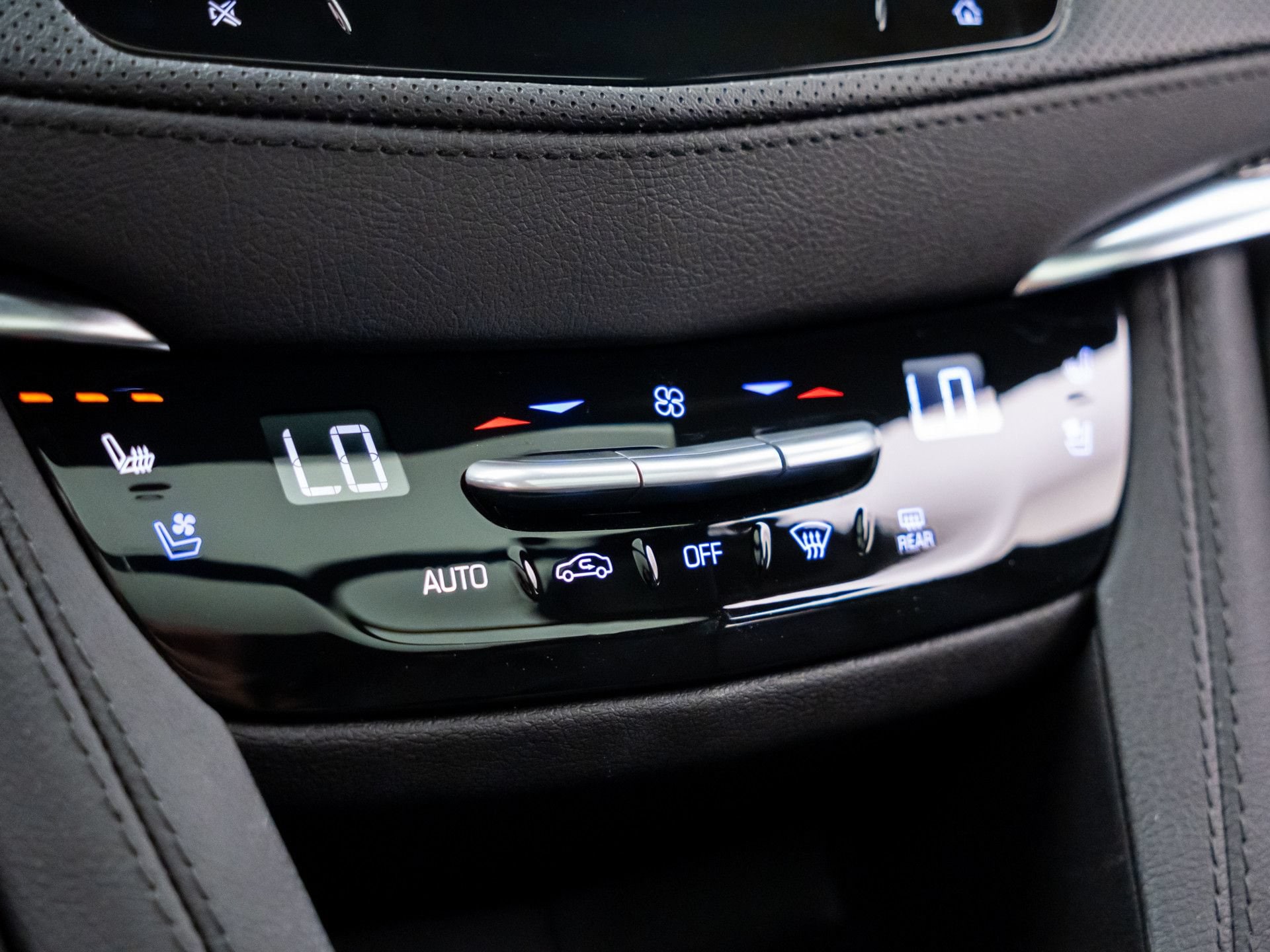 2026 Cadillac XT5 Sport - Photo 32