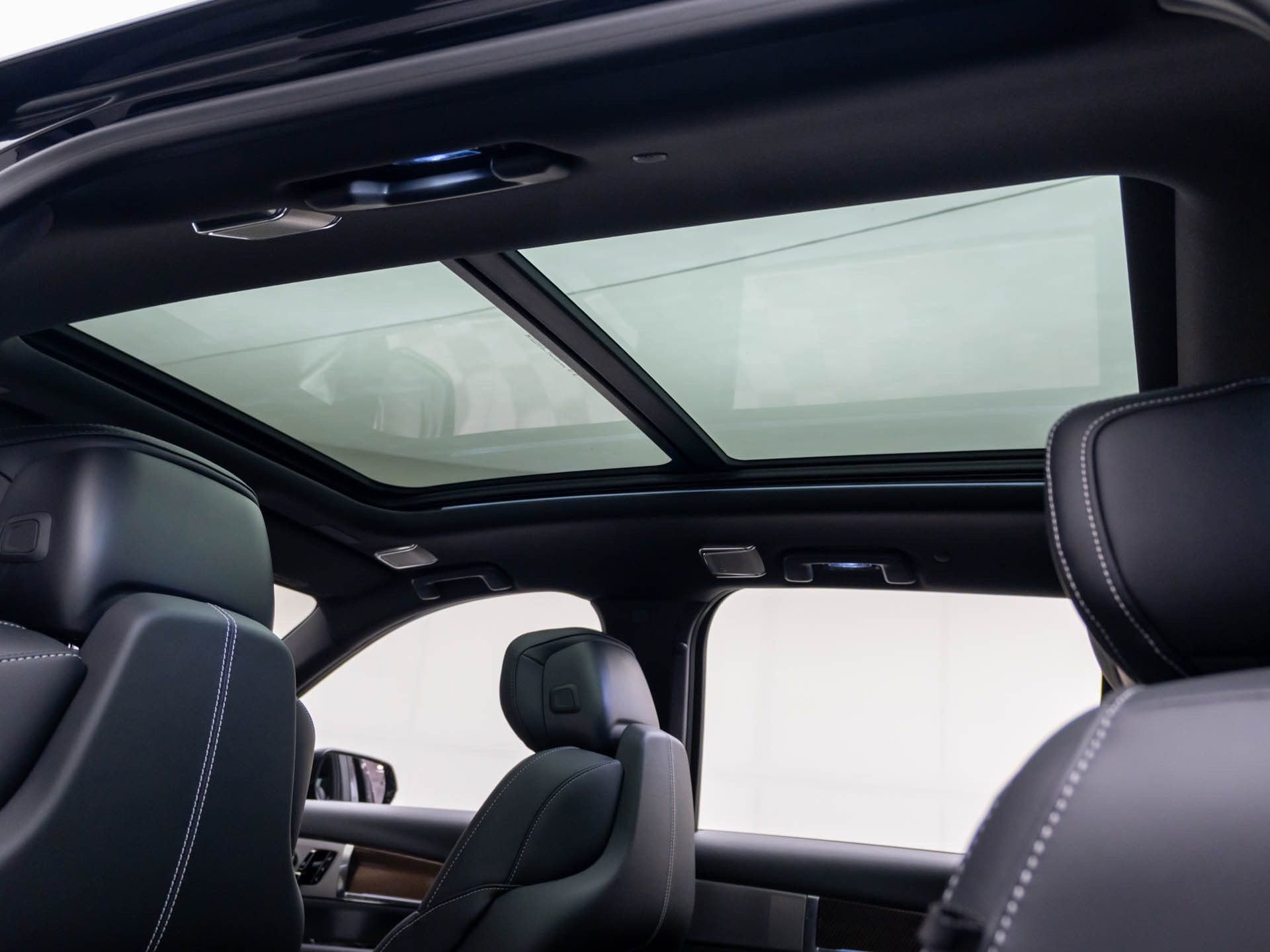 2026 Cadillac VISTIQ Sport - Photo 22