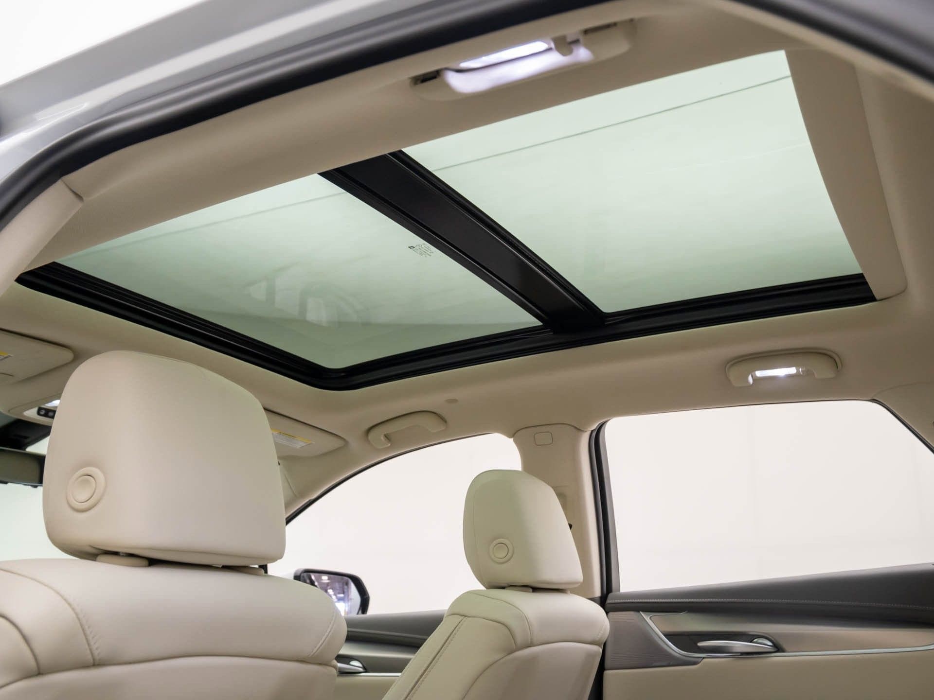 2026 Cadillac XT5 Premium Luxury - Photo 18