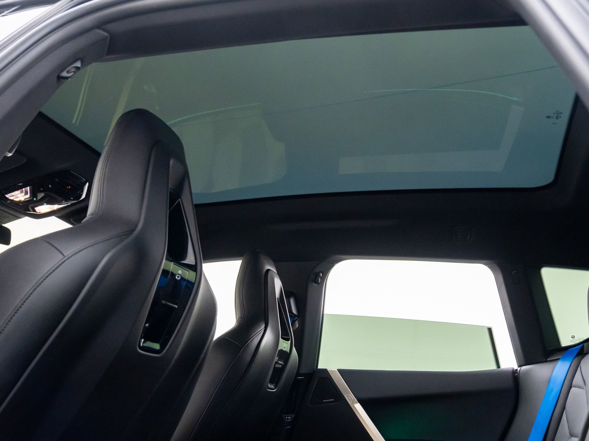 2024 BMW iX Base - Photo 19