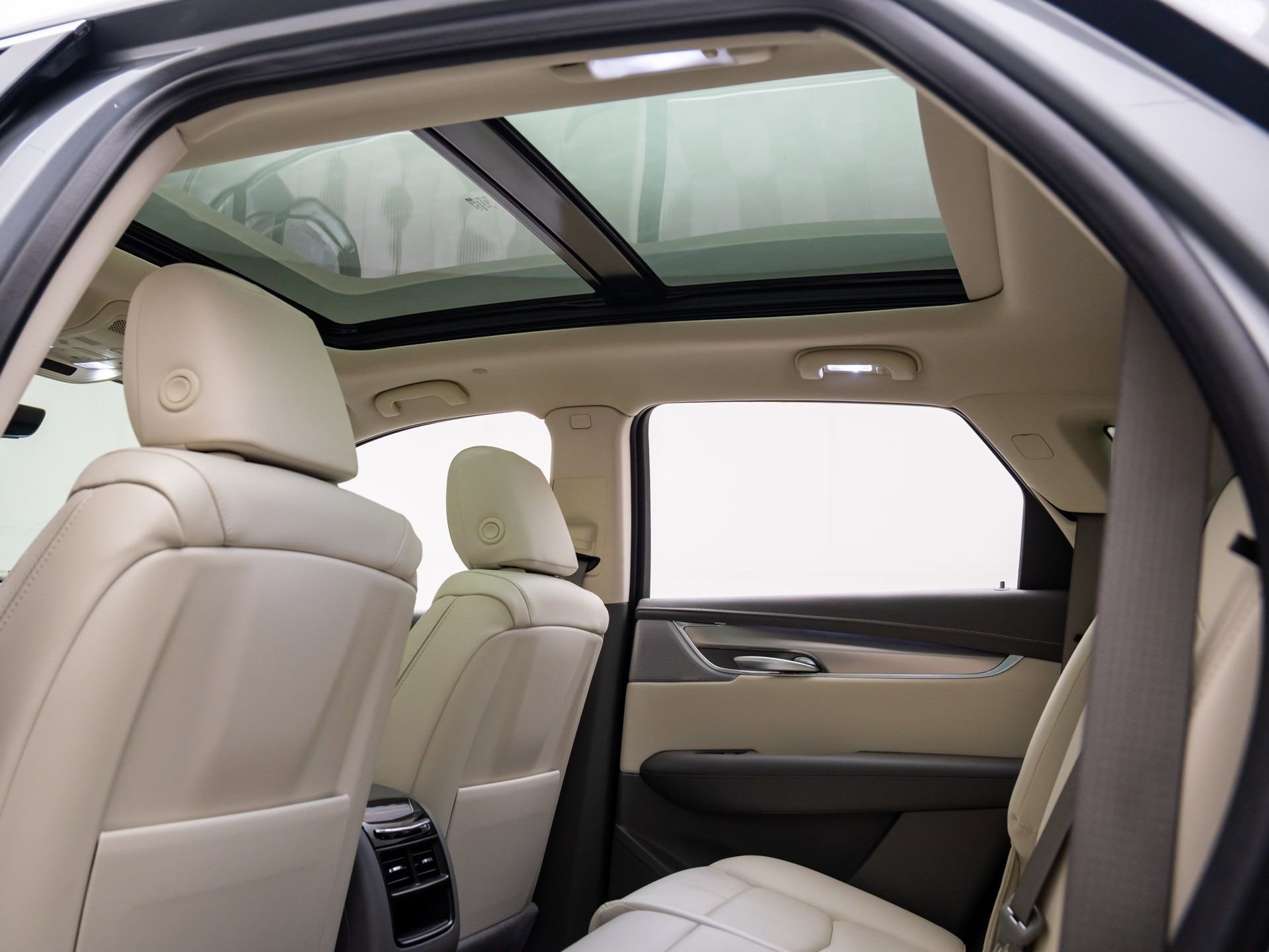 2026 Cadillac XT5 Premium Luxury - Photo 10