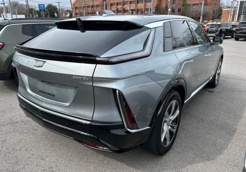 Certified 2024 Cadillac LYRIQ Tech with VIN 1GYKPMRL0RZ129450 for sale in Barrington, IL