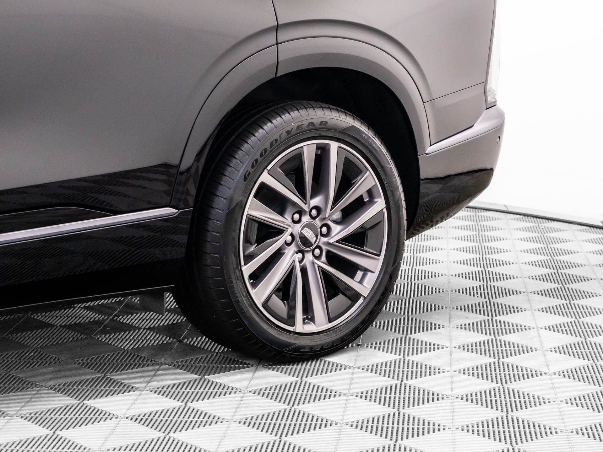 2026 Cadillac VISTIQ Sport - Photo 36