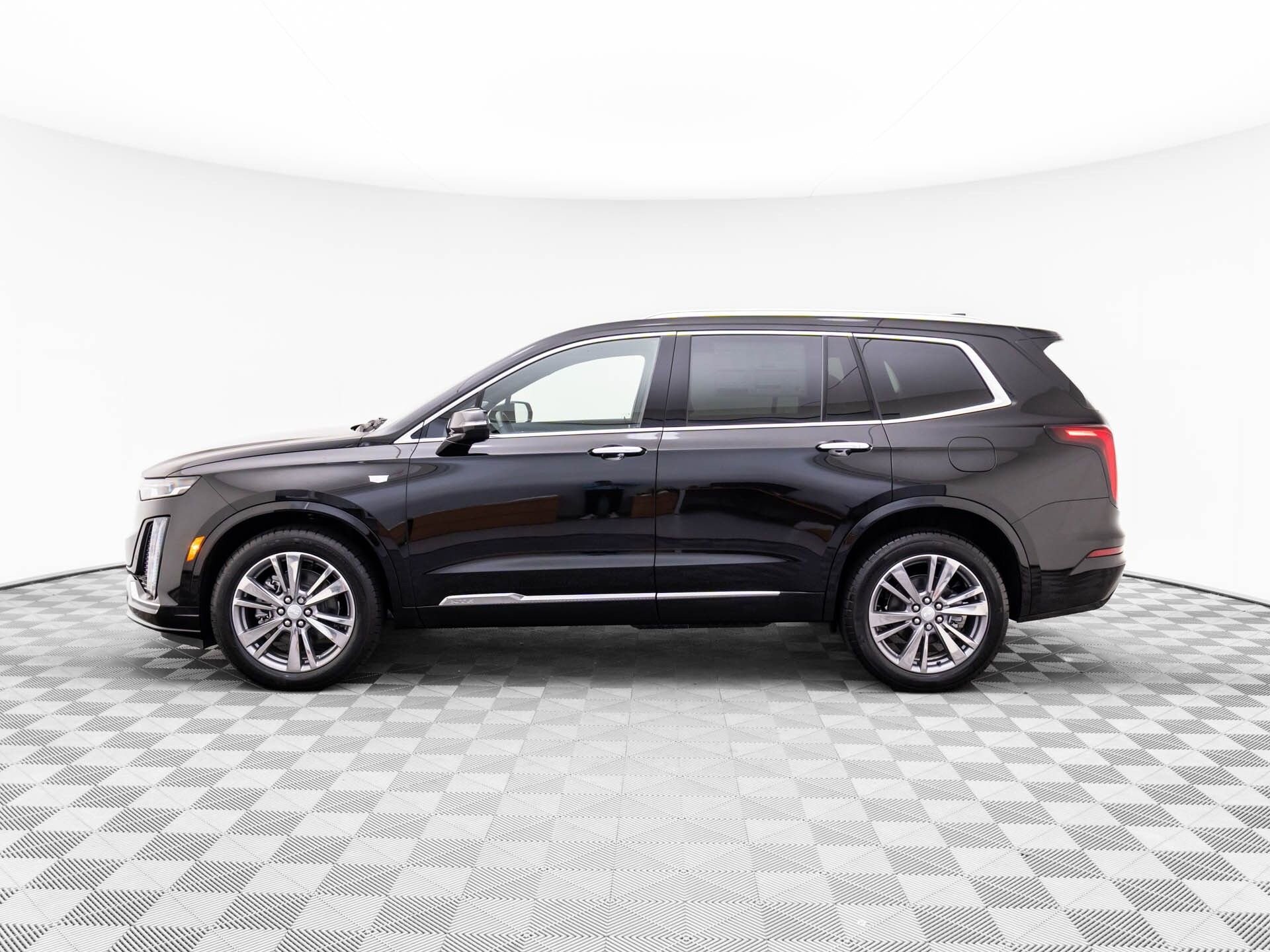 2025 Cadillac XT6 Premium Luxury photo 4