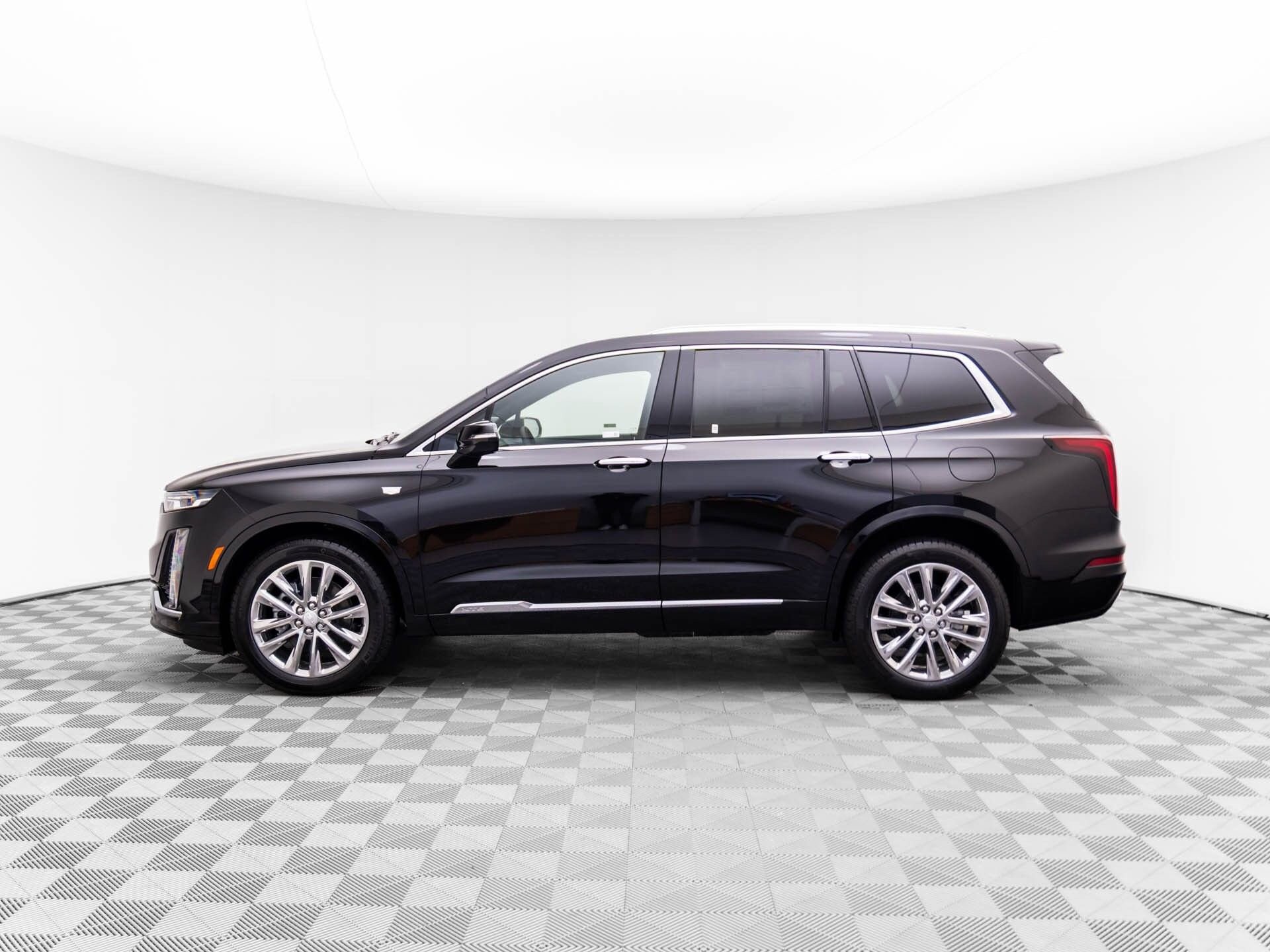 2025 Cadillac XT6 Premium Luxury photo 4