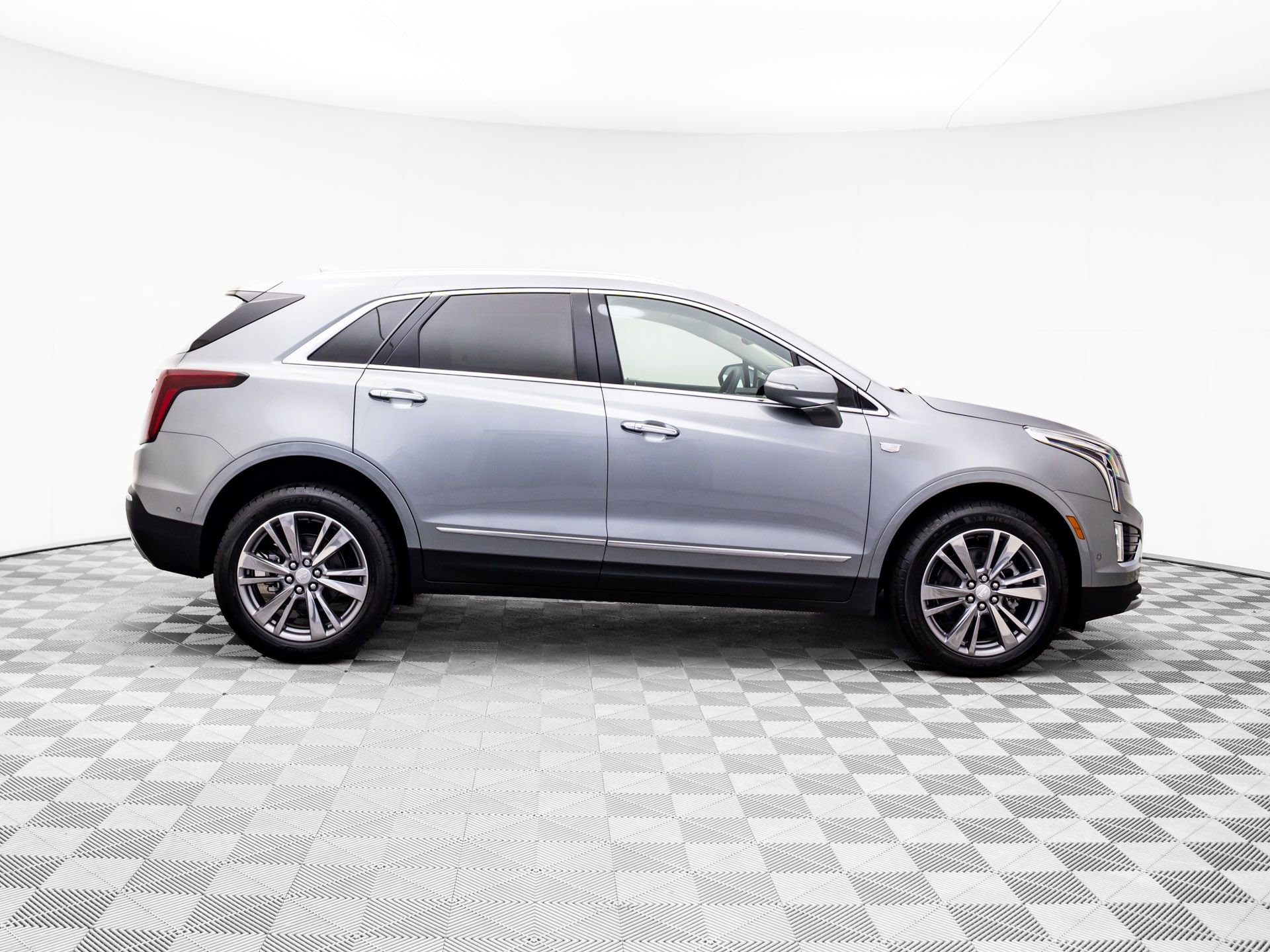 2026 Cadillac XT5 Premium Luxury - Photo 6