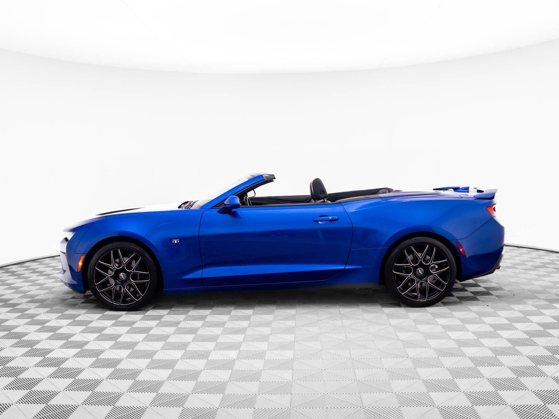 Used 2016 Chevrolet Camaro 2SS with VIN 1G1FH3D77G0152999 for sale in Barrington, IL