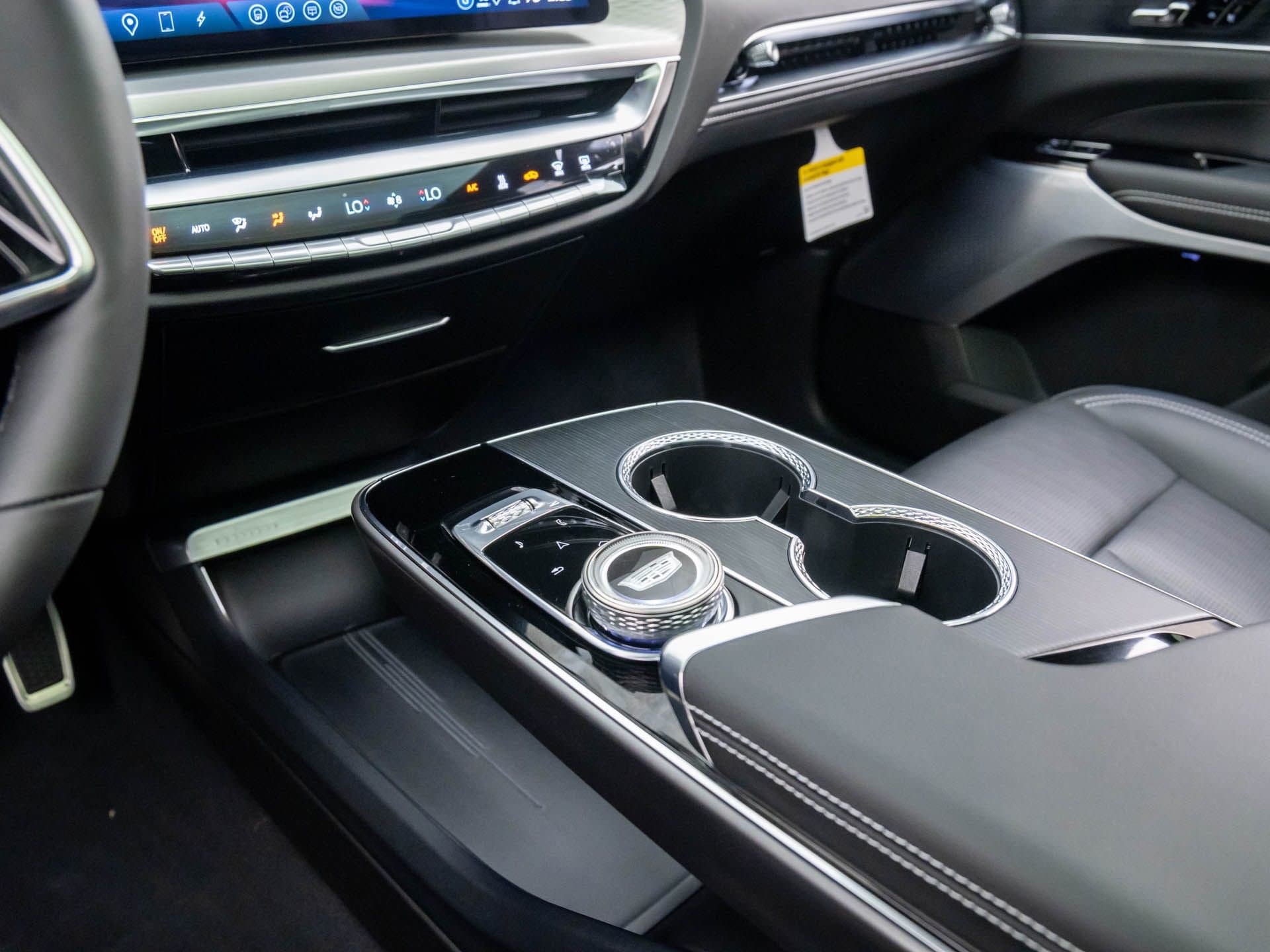 2026 Cadillac LYRIQ V - Photo 23