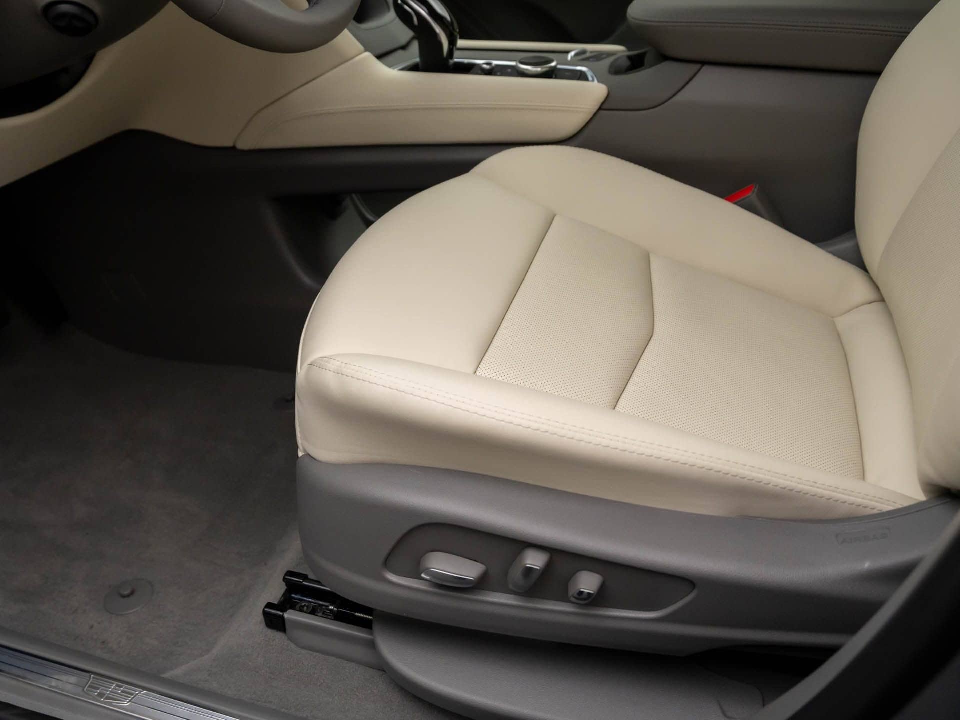 2026 Cadillac XT5 Premium Luxury - Photo 15
