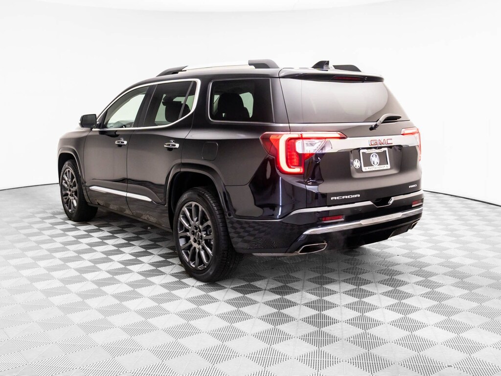 Used 2023 GMC Acadia Denali SUV