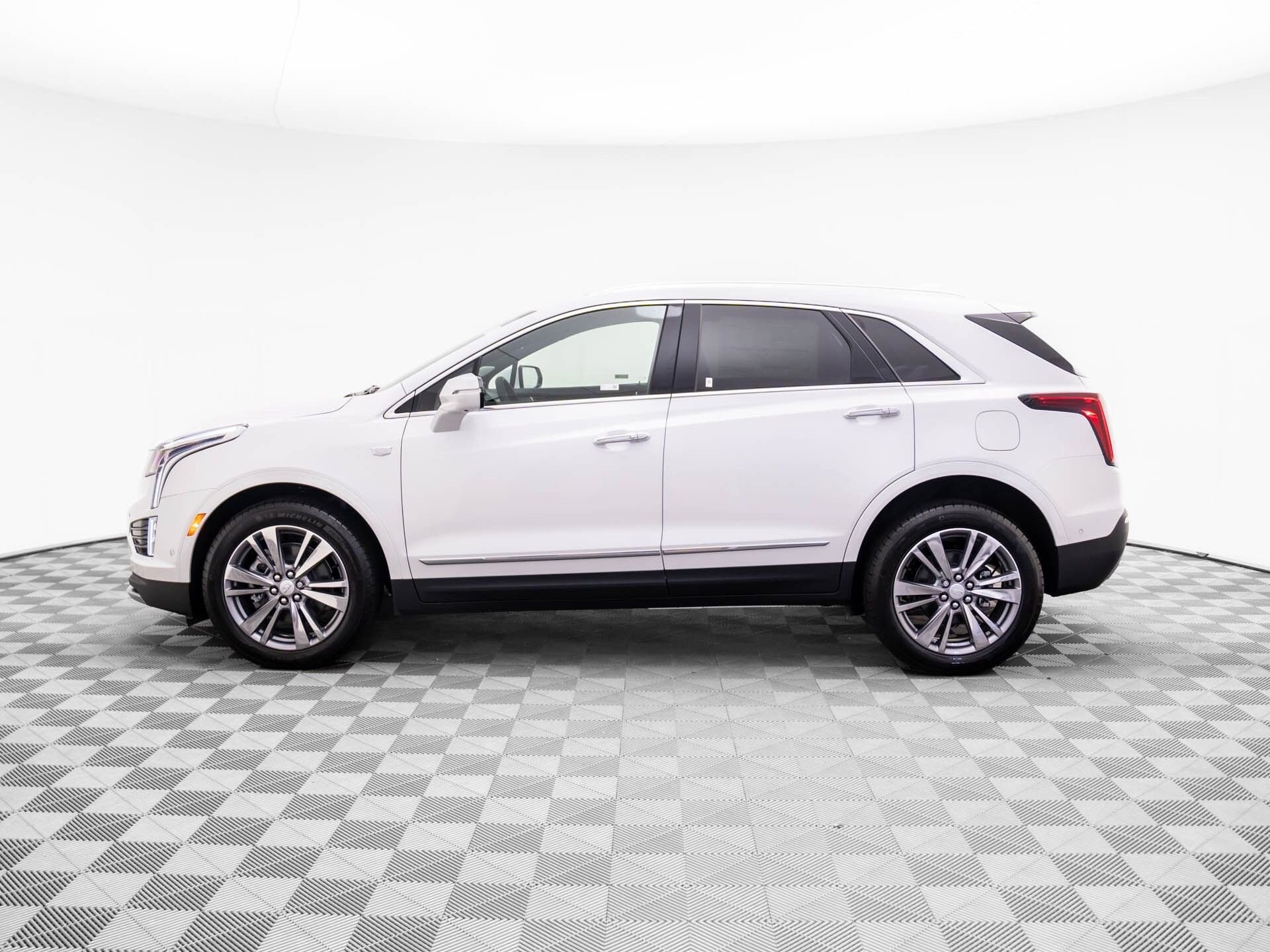 2025 Cadillac XT5 Premium Luxury photo 4