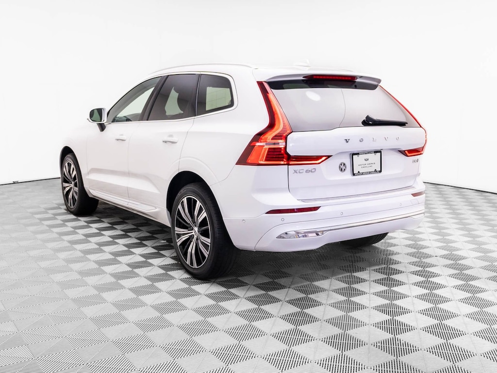 Used 2023 Volvo XC60 Plus Bright Theme