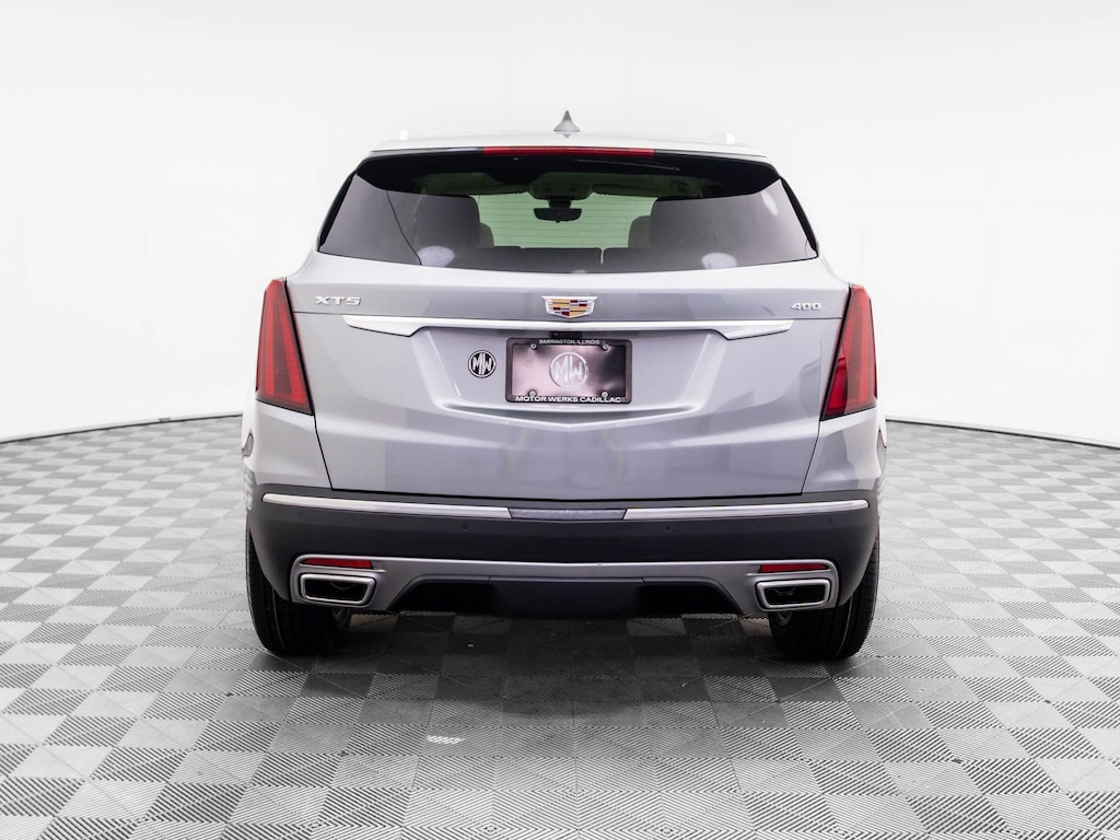 New 2026 CADILLAC XT5 Premium Luxury SUV