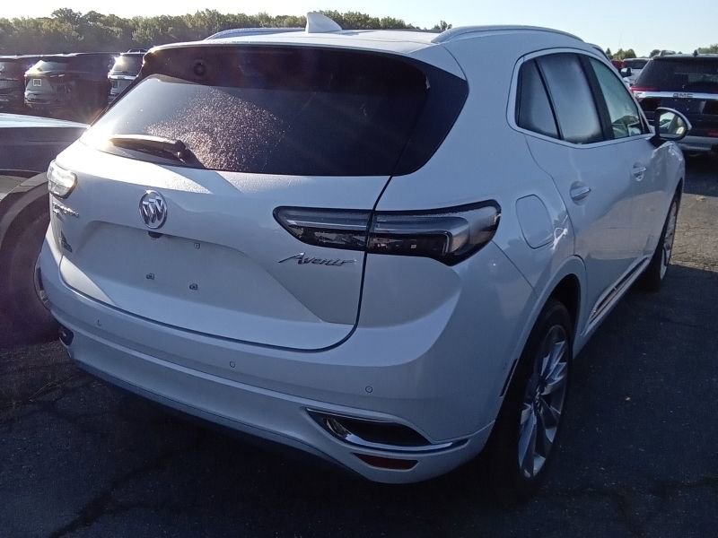 2023 Buick Envision Avenir photo 2