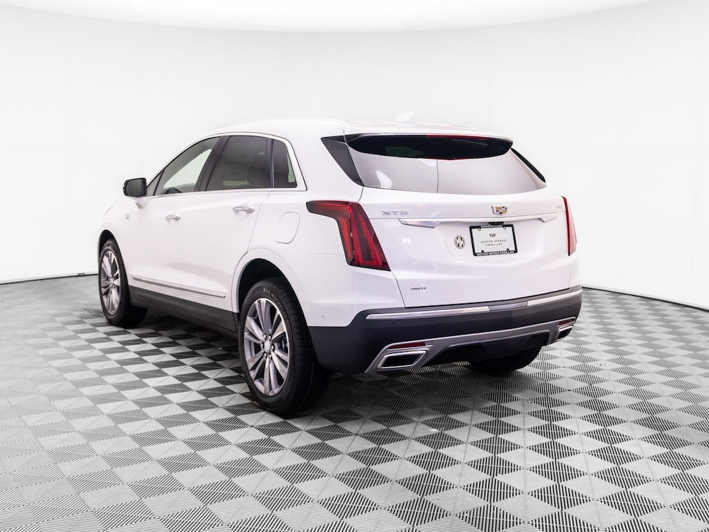 New 2026 CADILLAC XT5 Premium Luxury SUV