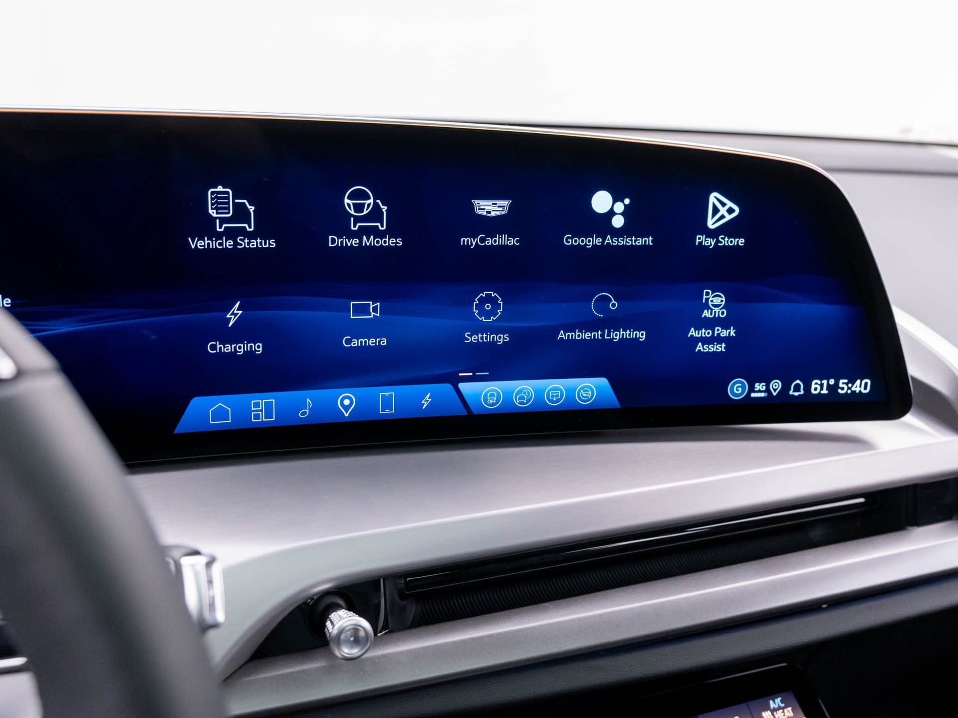 2026 Cadillac VISTIQ Sport - Photo 27